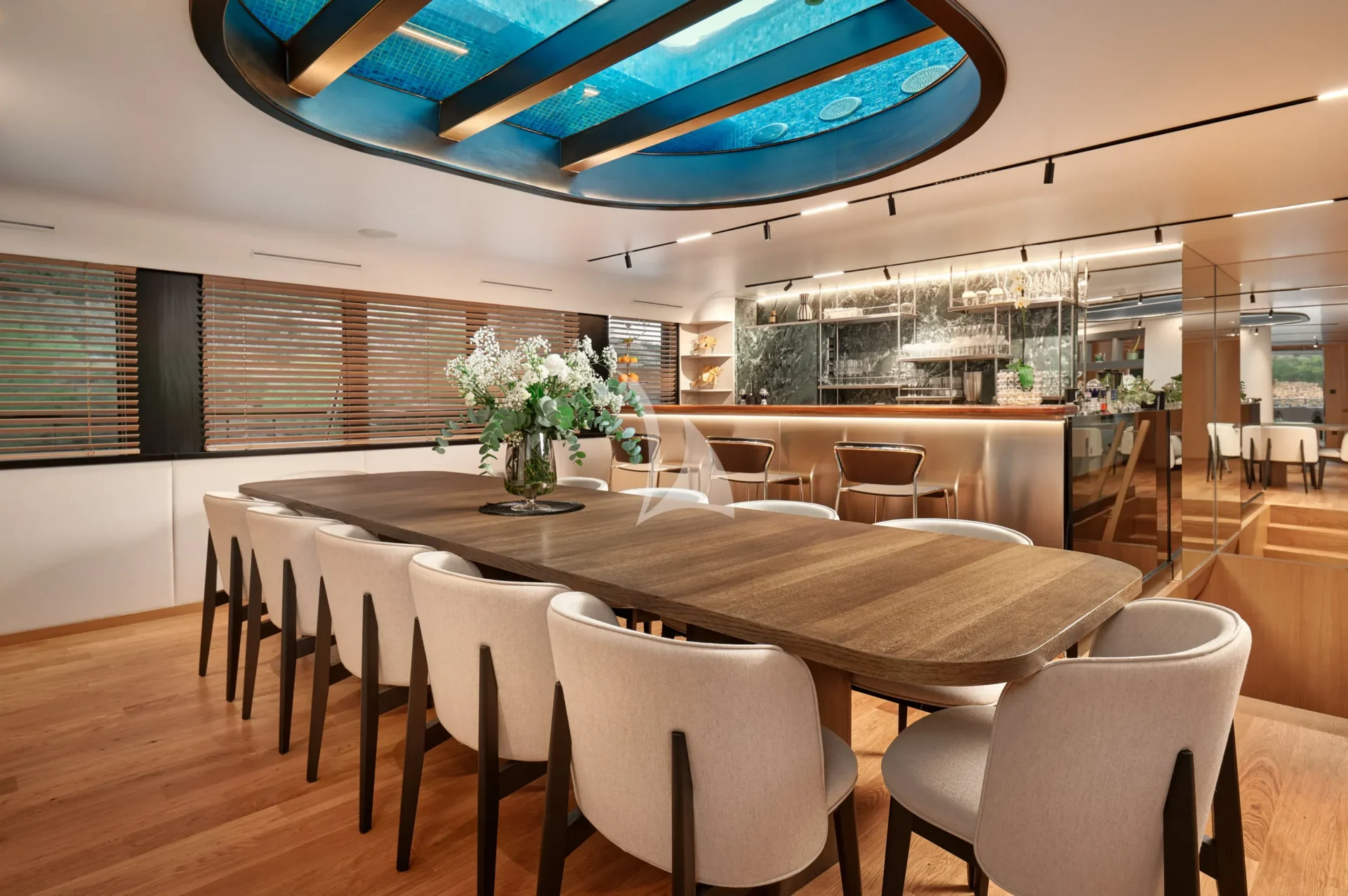 ANETTA Charter Yacht