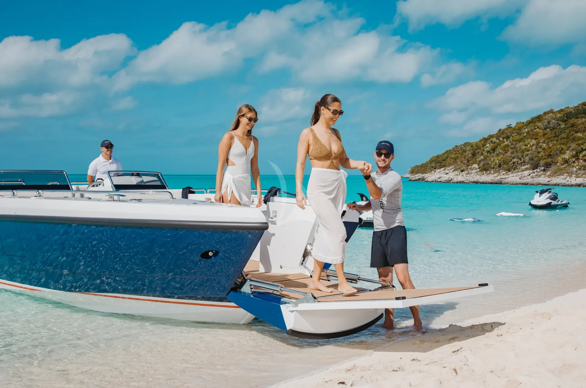 HUNTRESS Charter Yacht