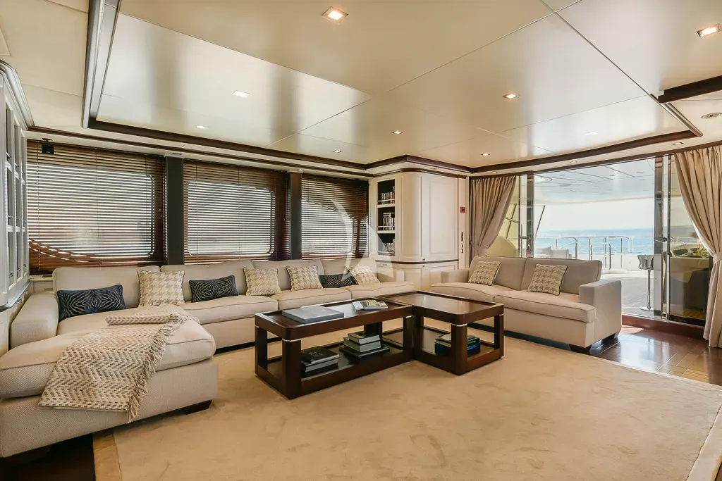 ELENA NUEVE Charter Yacht