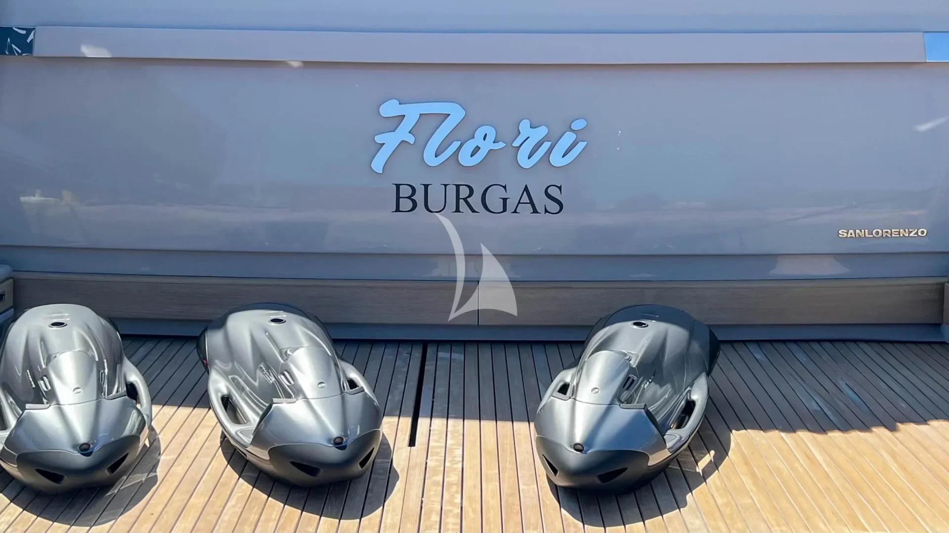 FLORI Charter Yacht