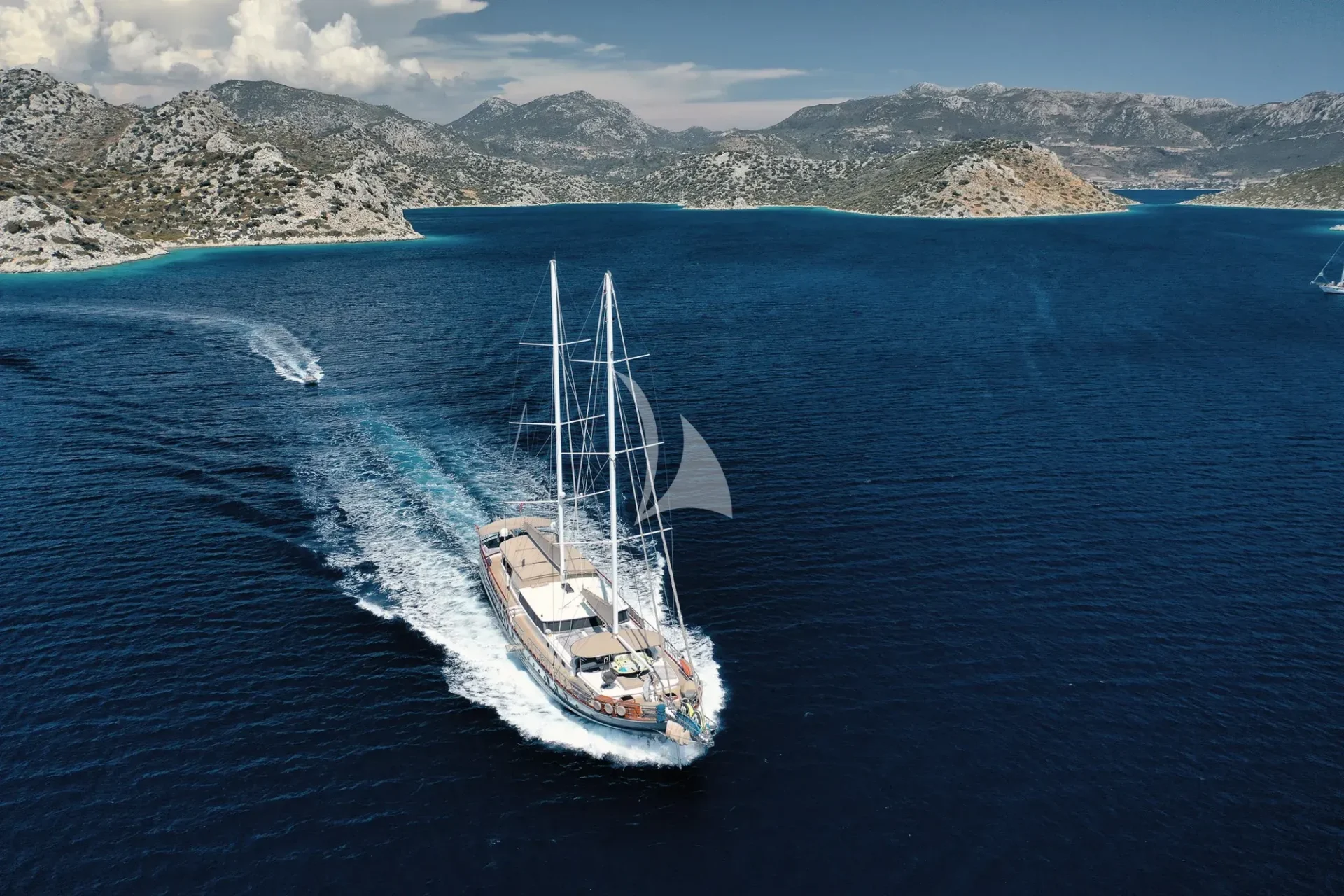 Nevra Queen Charter Yacht