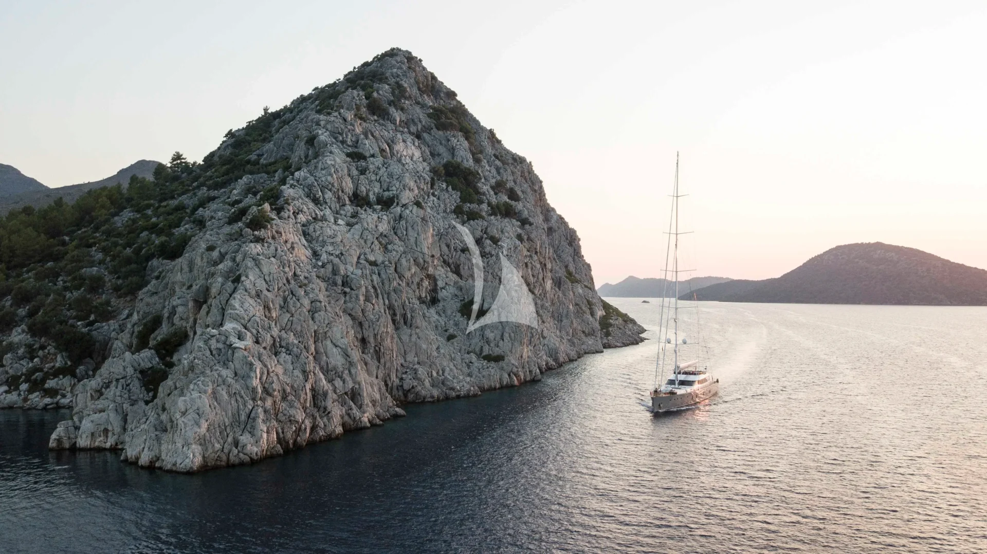 All About U 2 Charter Yacht