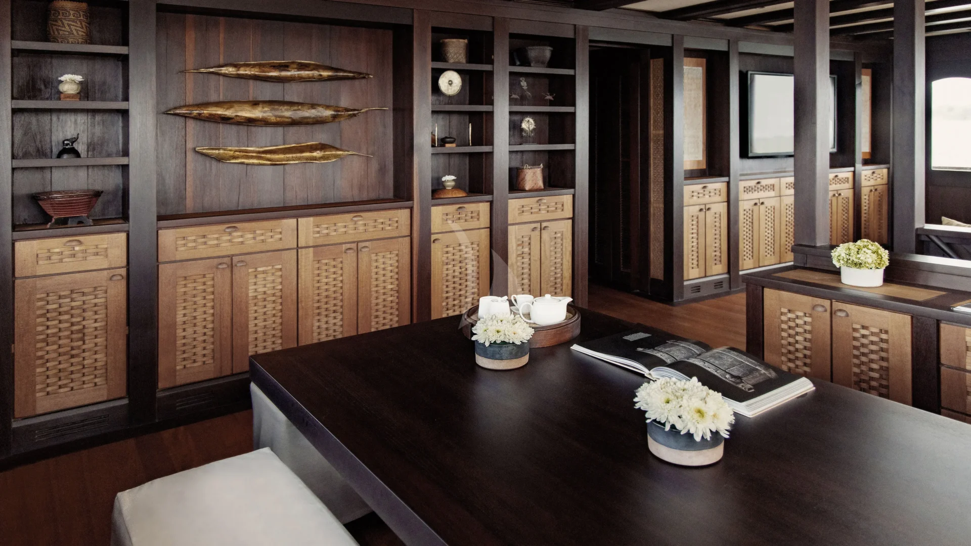 DUNIA BARU Charter Yacht