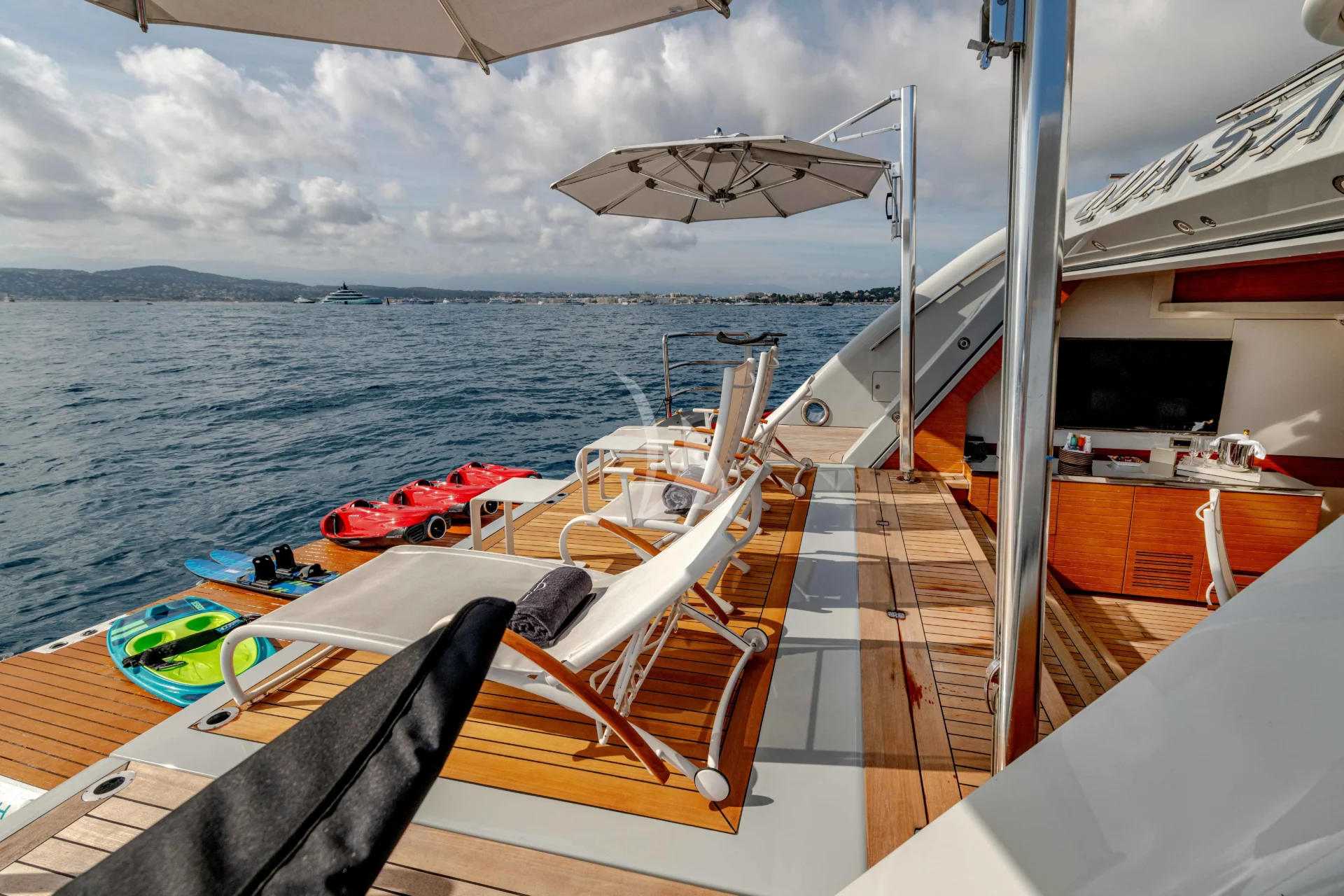 QUASAR Charter Yacht