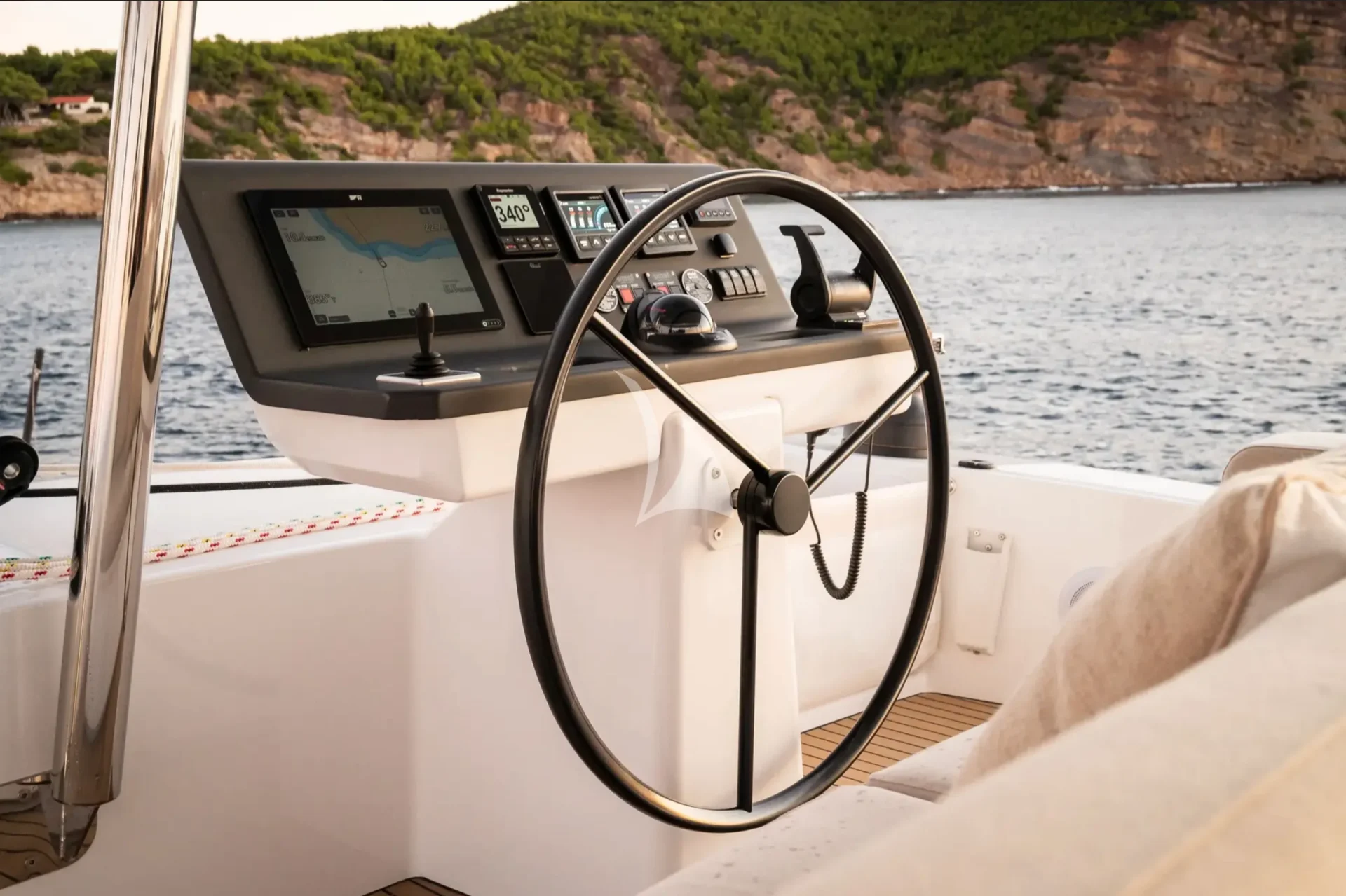 MILLENNIUM FALCON II Charter Yacht