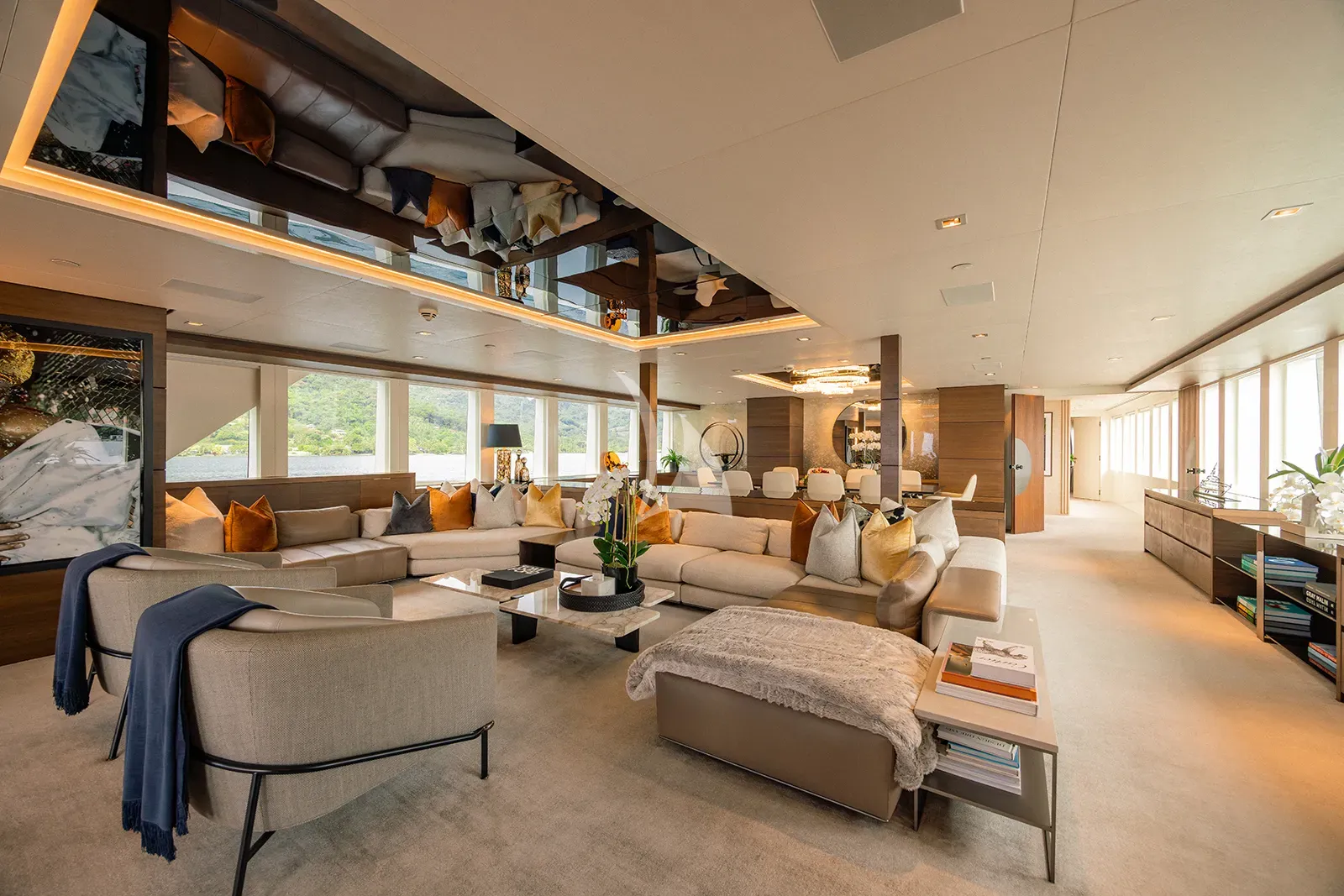 BIG SKY Charter Yacht