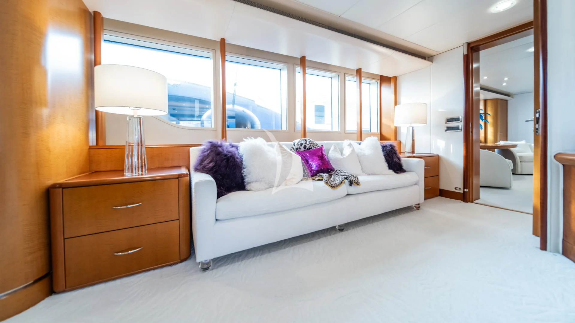 OCTOPUS Charter Yacht