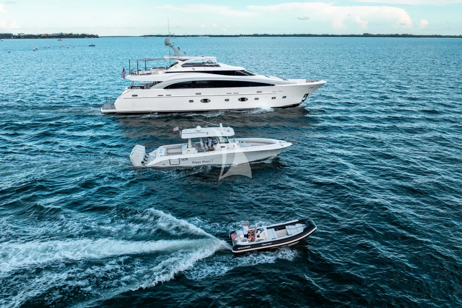 HAPPY HOUR Charter Yacht