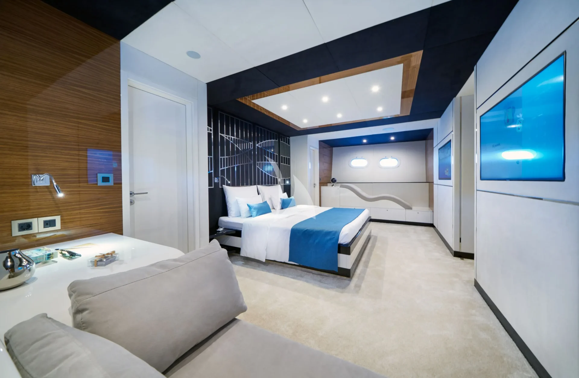 ACAPELLA Charter Yacht