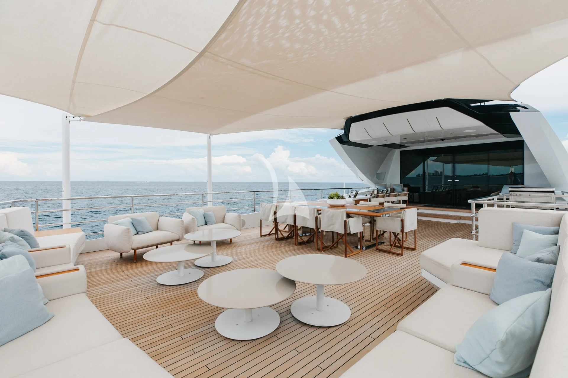 VELOCITY Charter Yacht