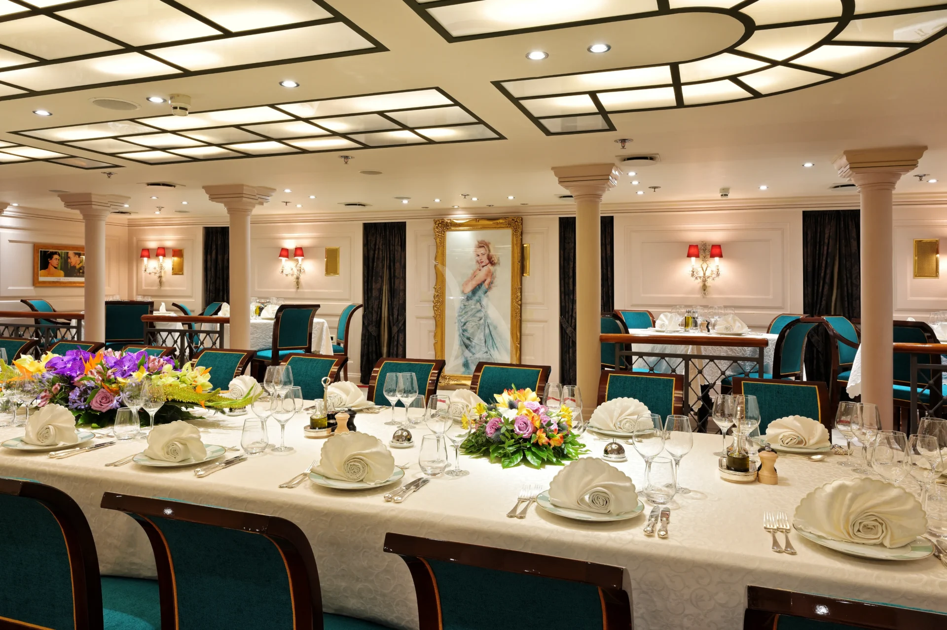 CHRISTINA O Charter Yacht
