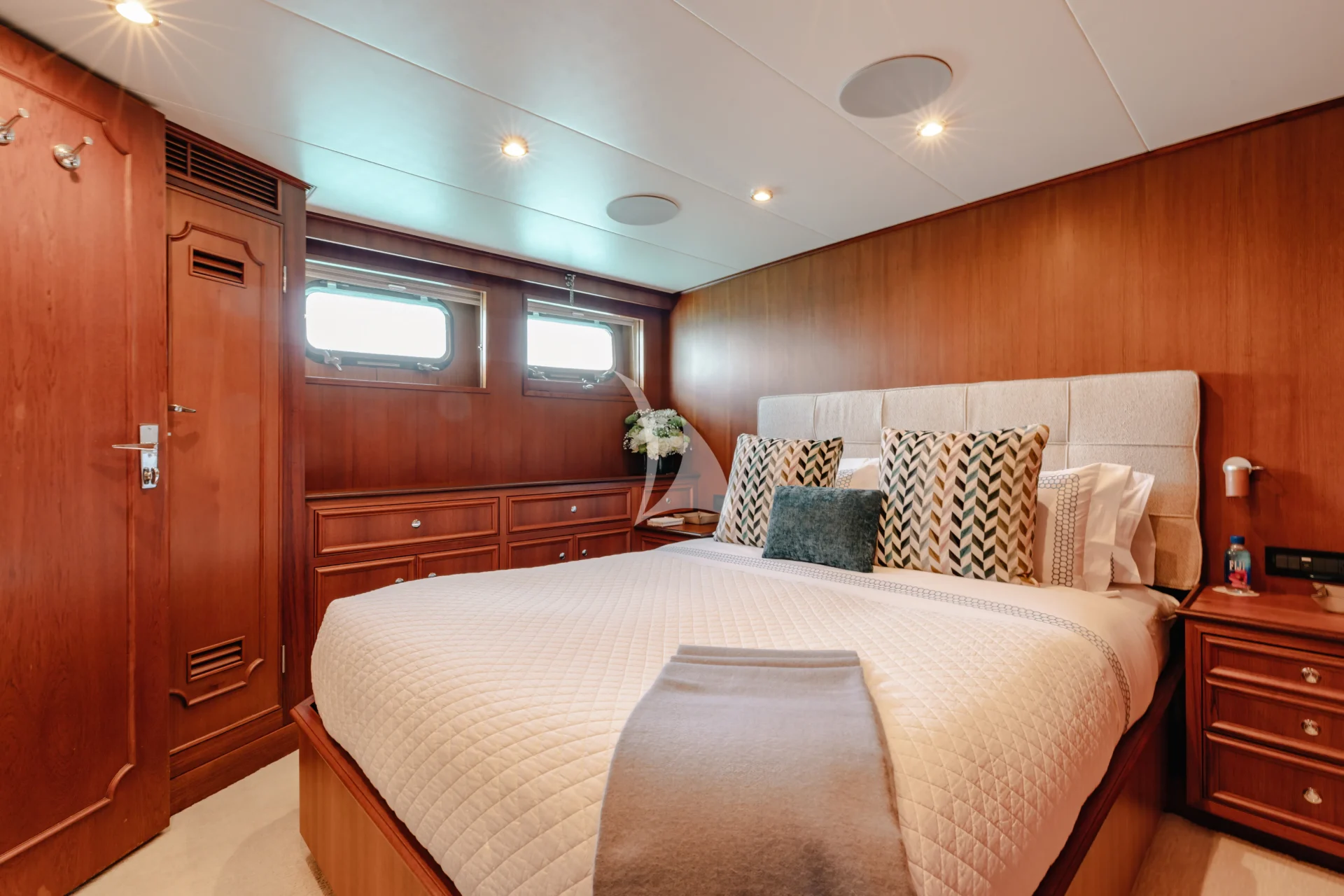 CALYPSO Charter Yacht