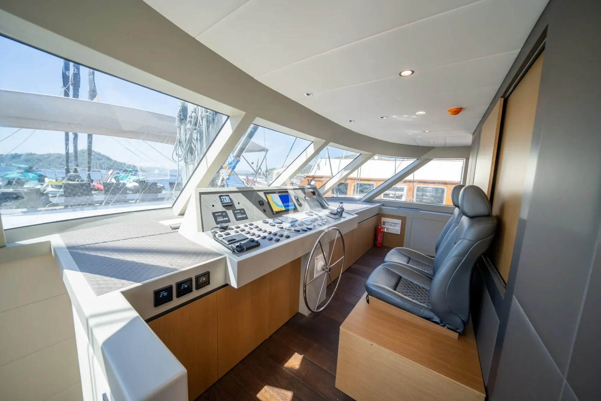 North Wind Charter Yacht