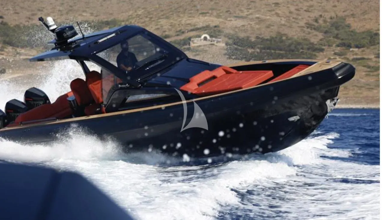 DEEP BLUE Charter Yacht