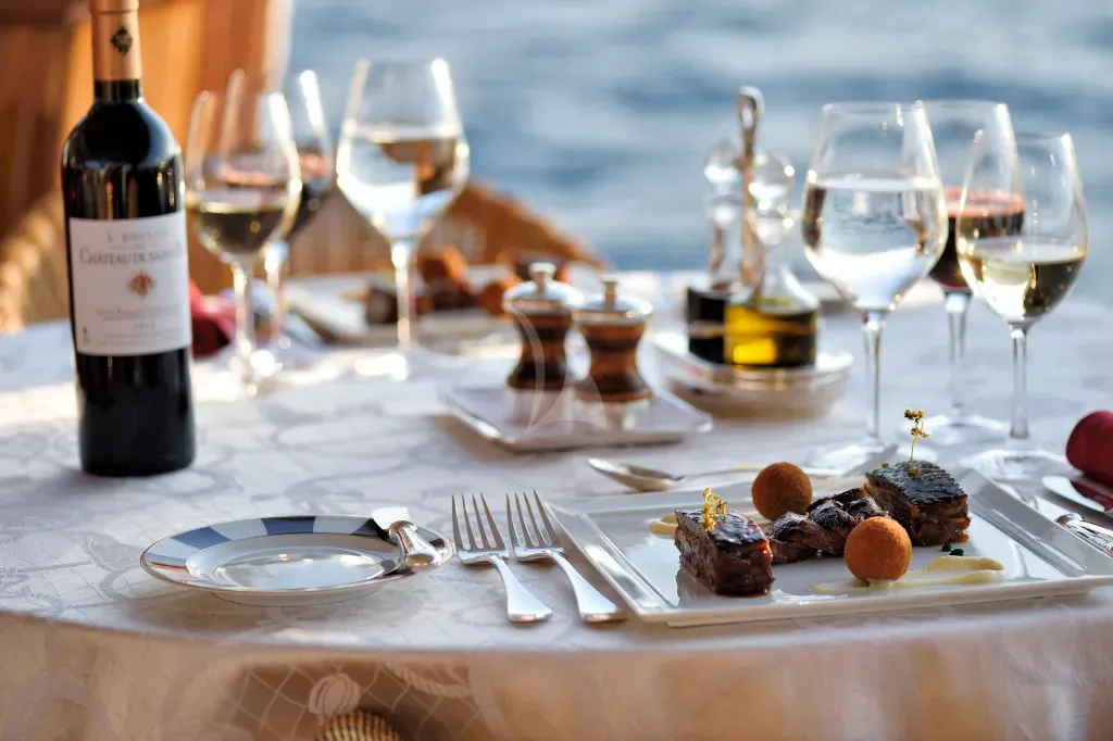 CHRISTINA O Charter Yacht