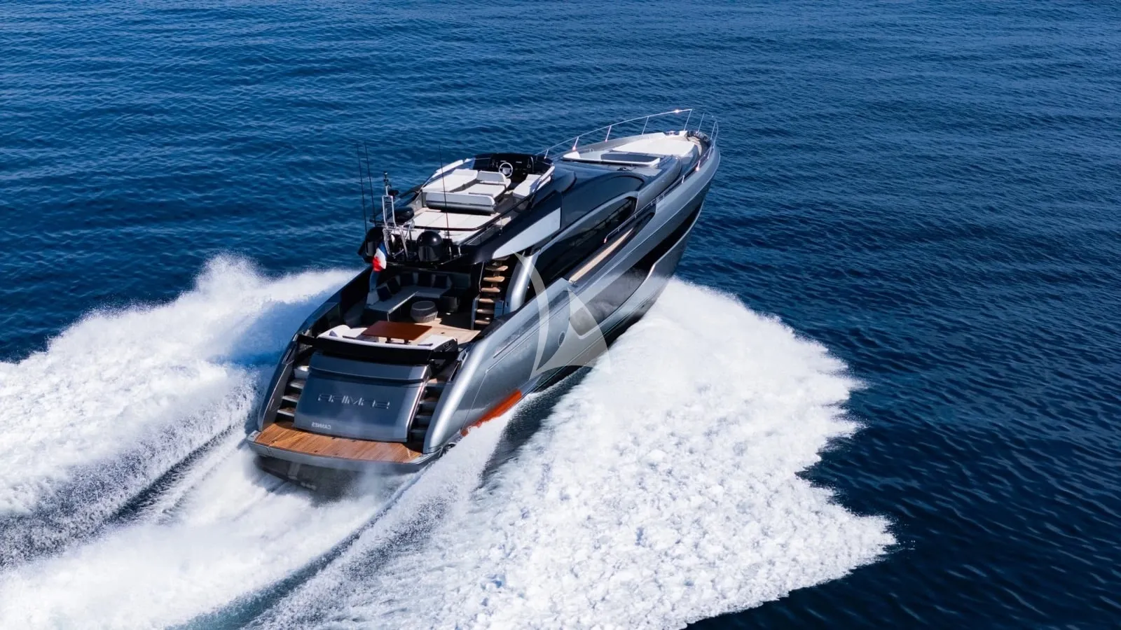 SAMIRA Charter Yacht