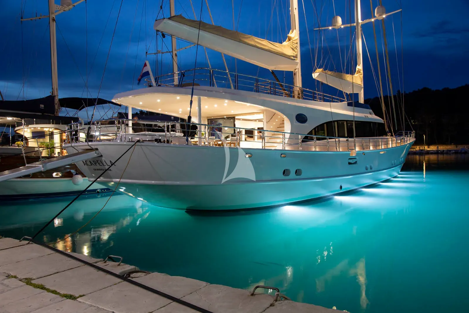 ACAPELLA Charter Yacht