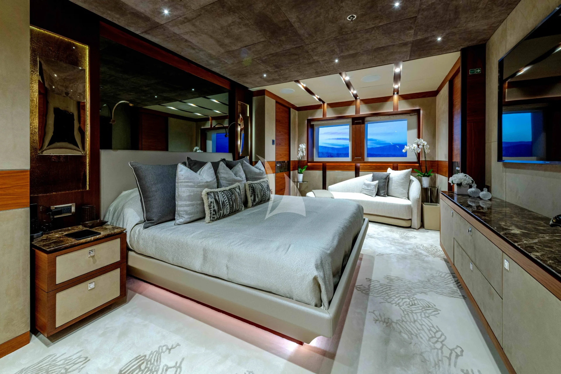 QUASAR Charter Yacht
