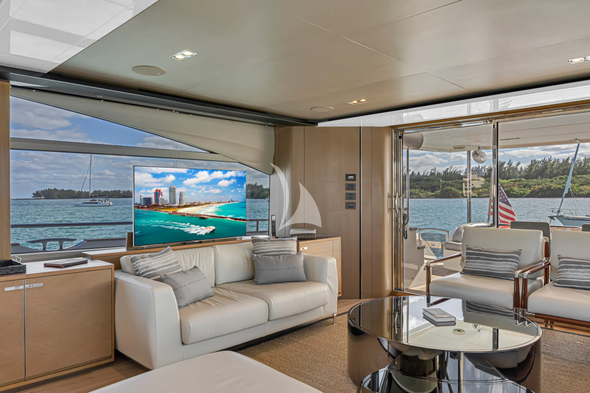 FREEDOM Charter Yacht