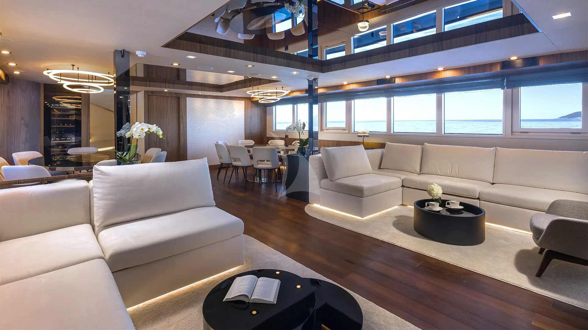 BLACK SWAN Charter Yacht