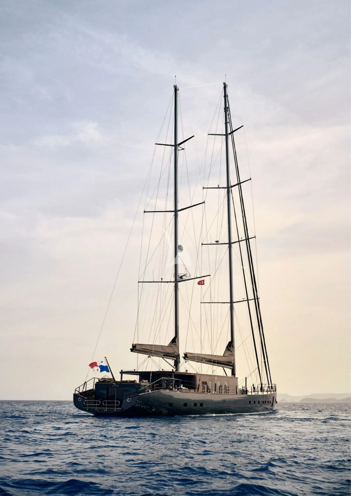 SEVEN Charter Yacht
