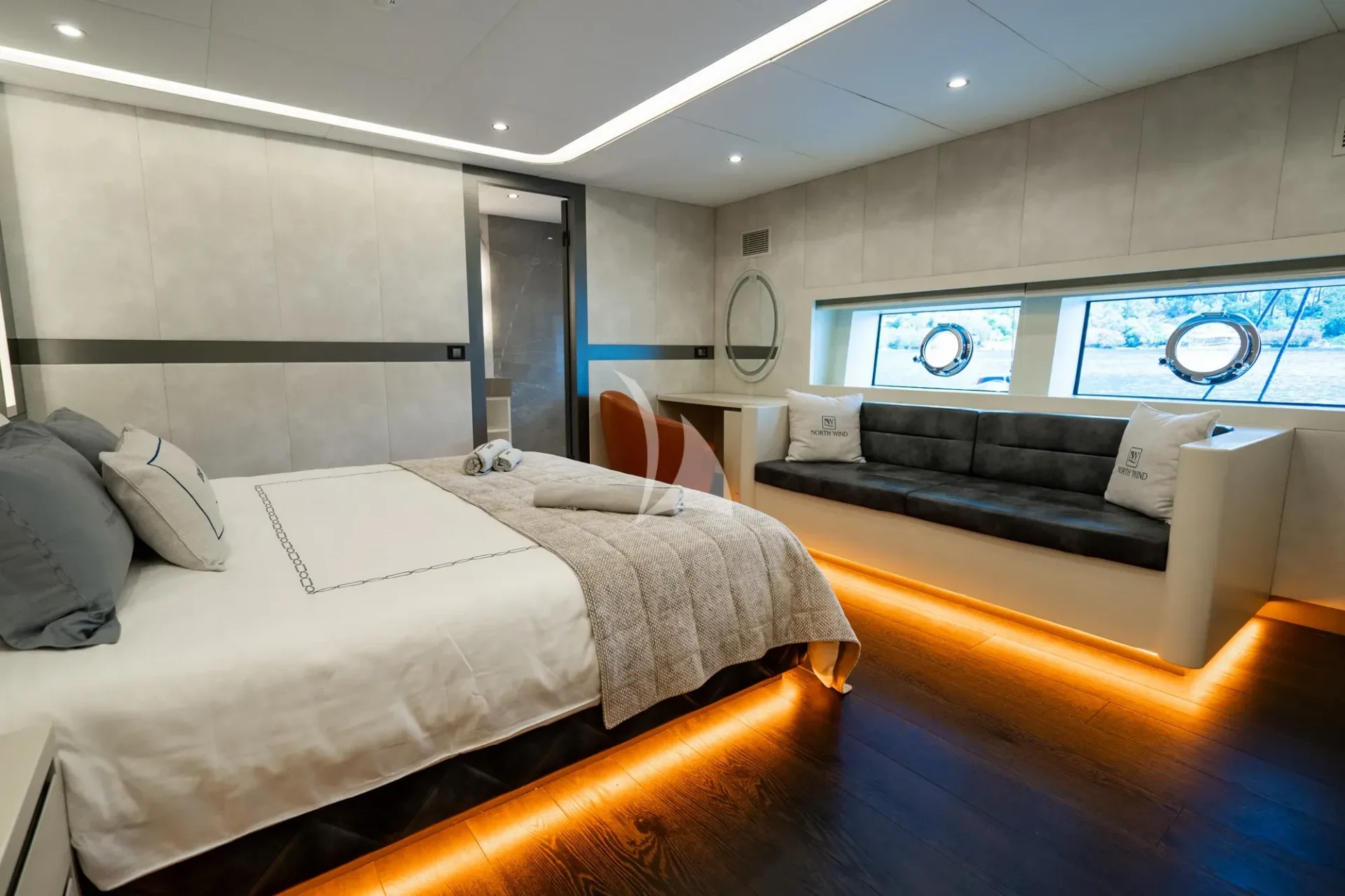 North Wind Charter Yacht