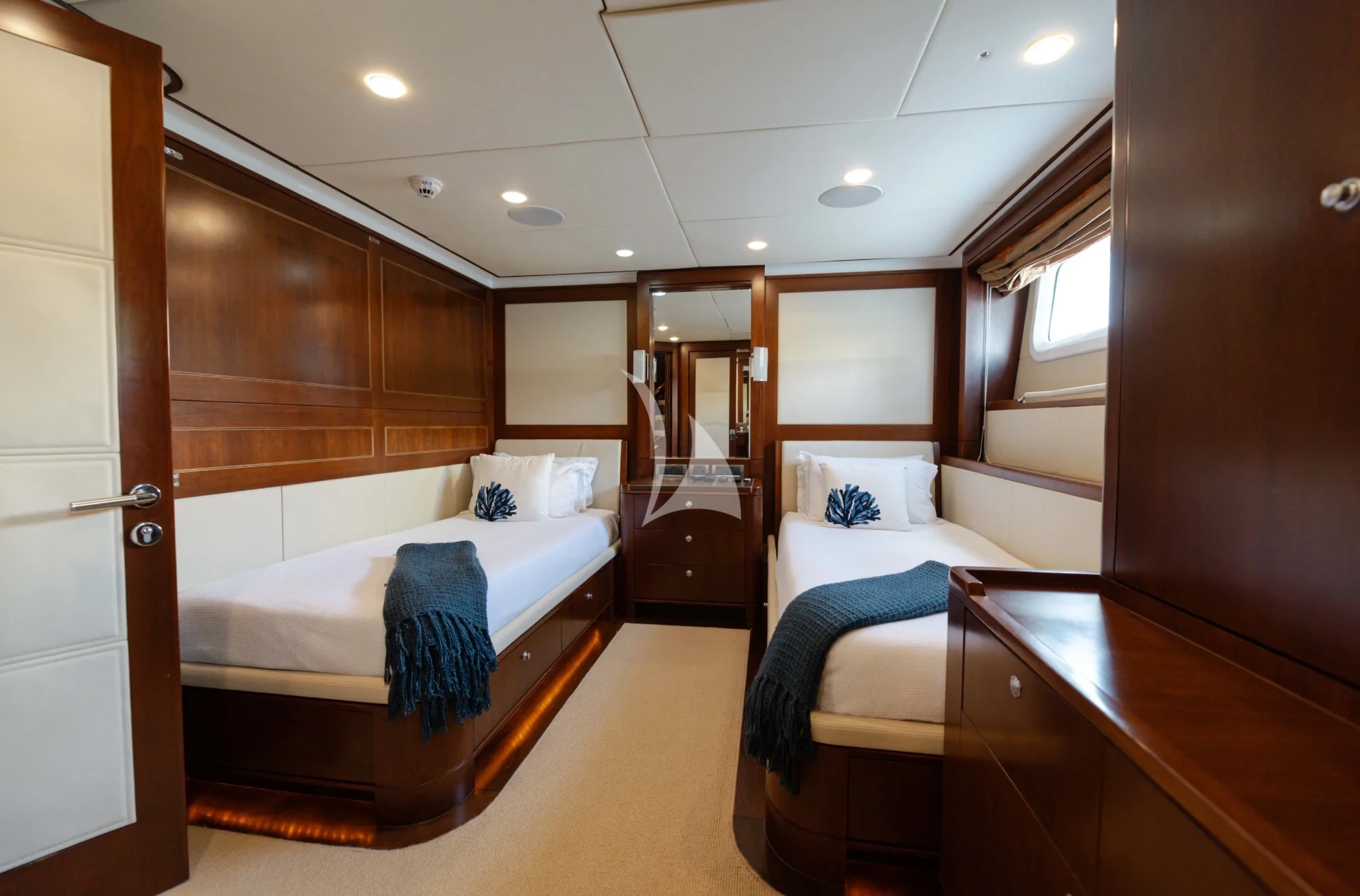 MASTEKA 2 Charter Yacht