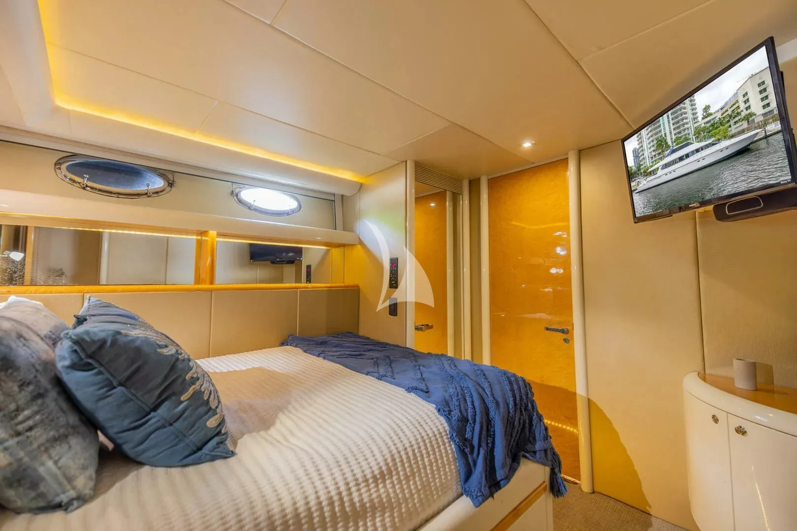 Afforded Leisure Charter Yacht