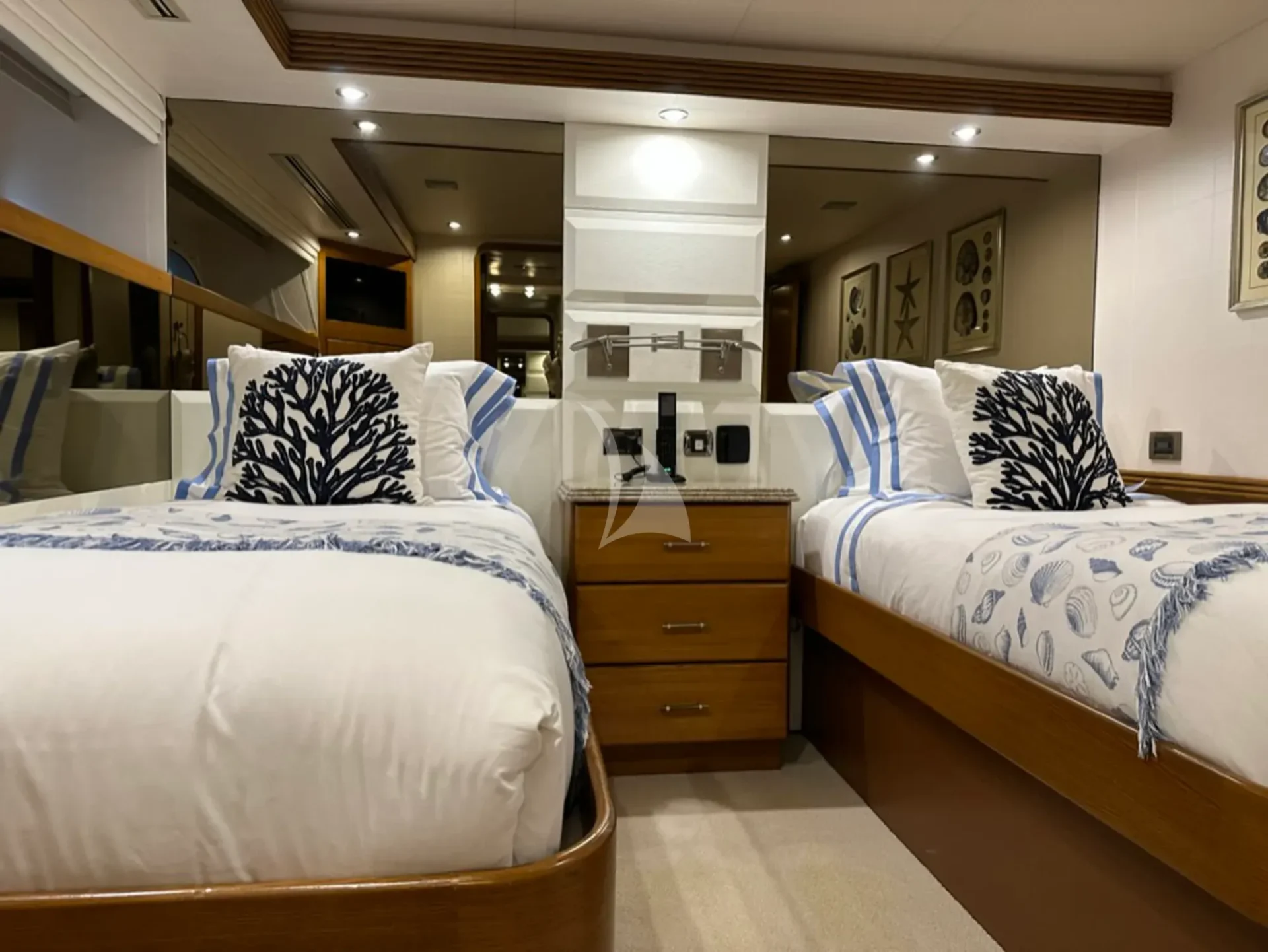 ISLAND GIRL Charter Yacht