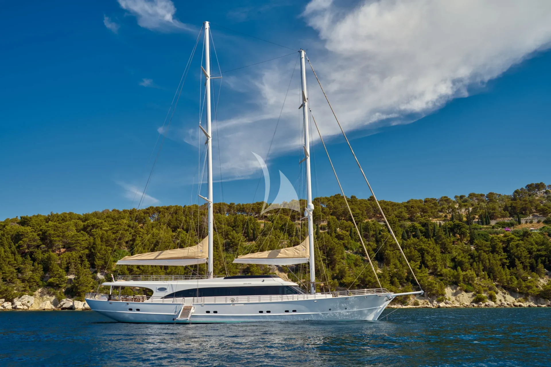 ACAPELLA Charter Yacht