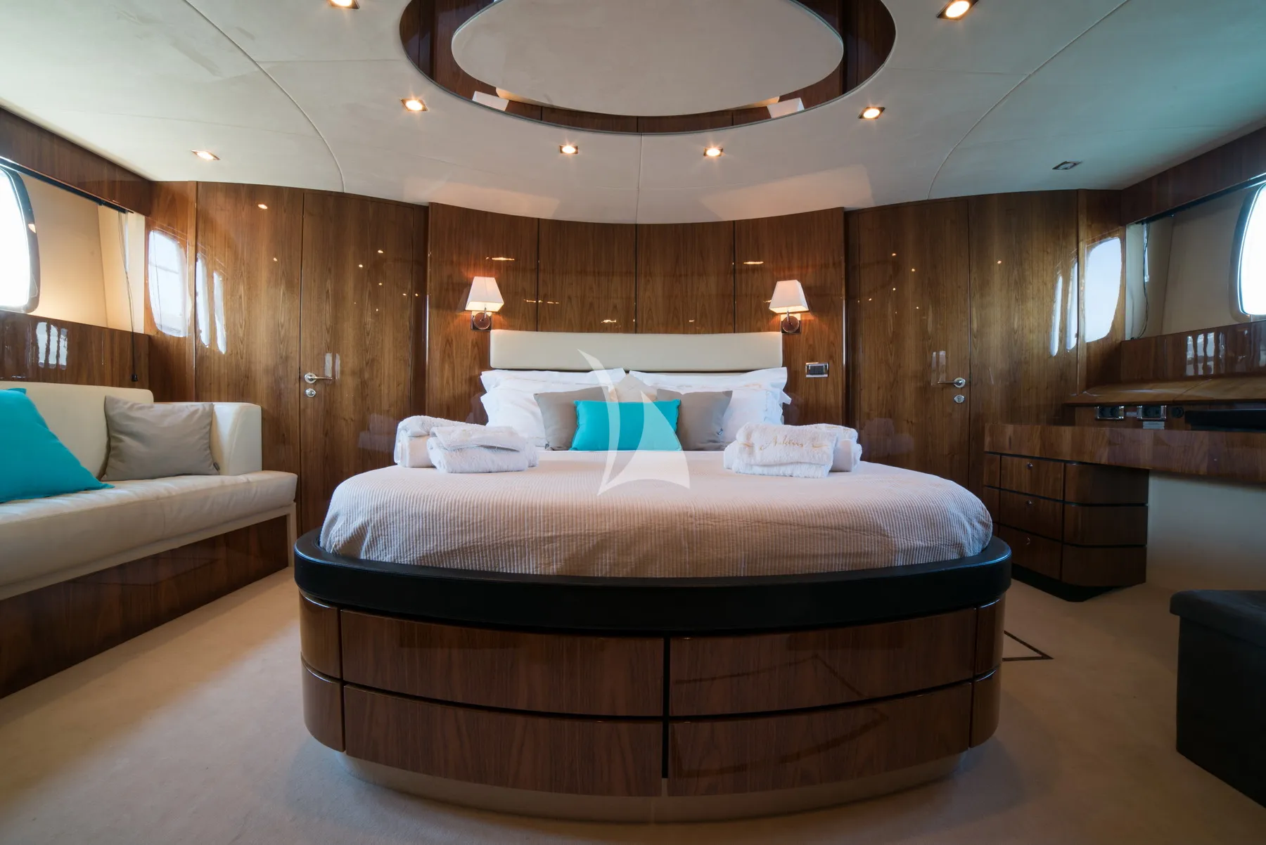 ASKIM 3 Charter Yacht