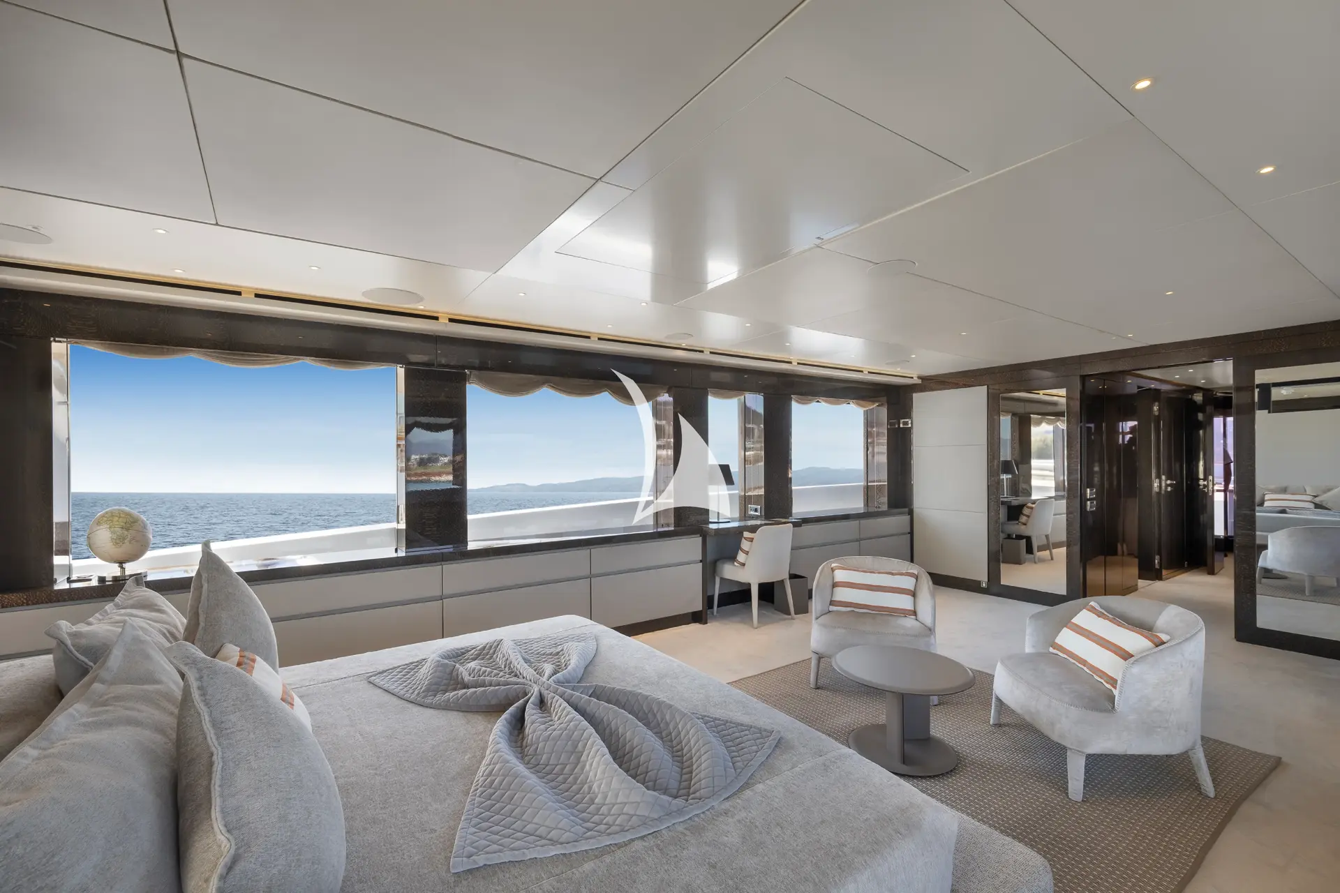 MY EDEN Charter Yacht