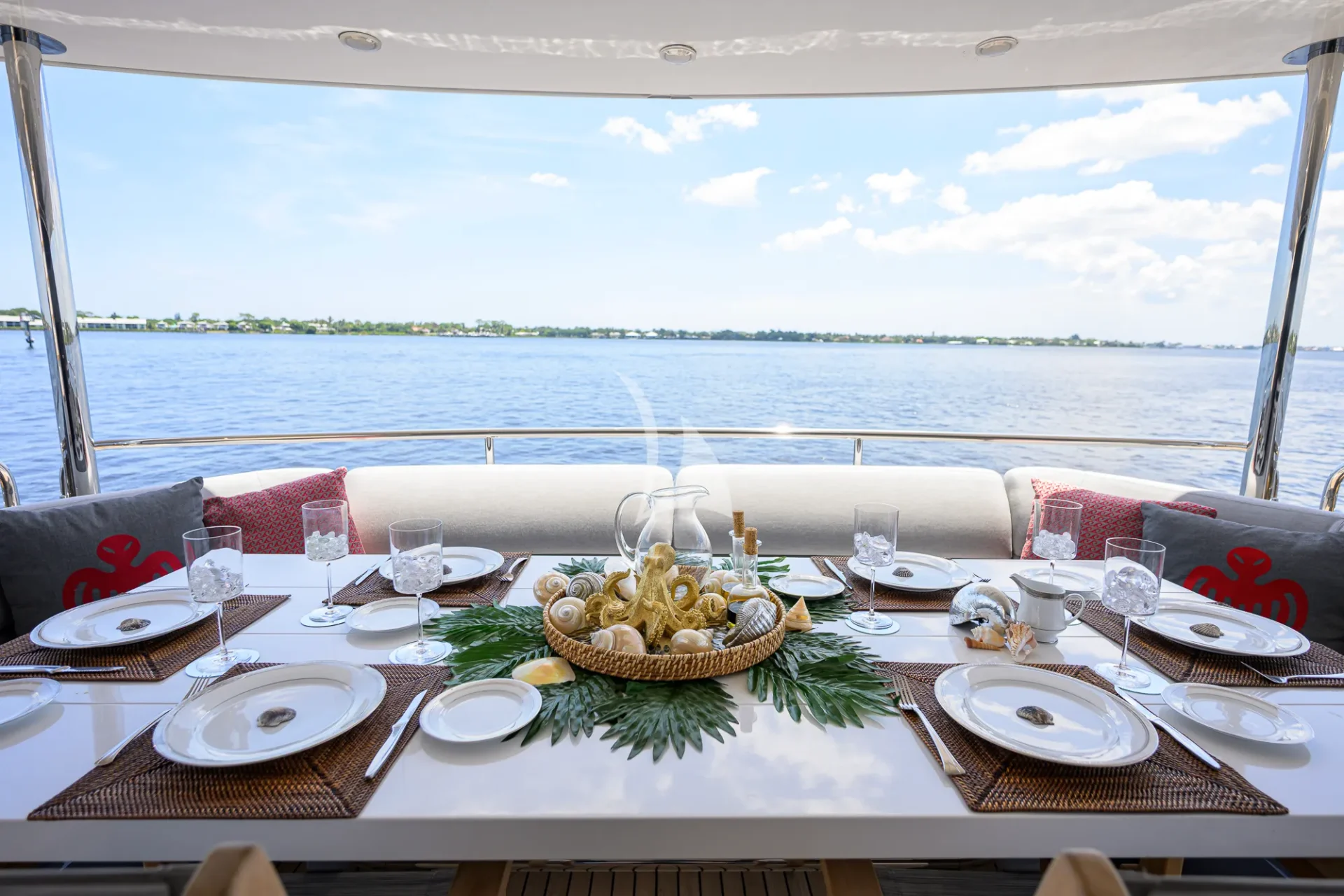 SPECTRE Charter Yacht
