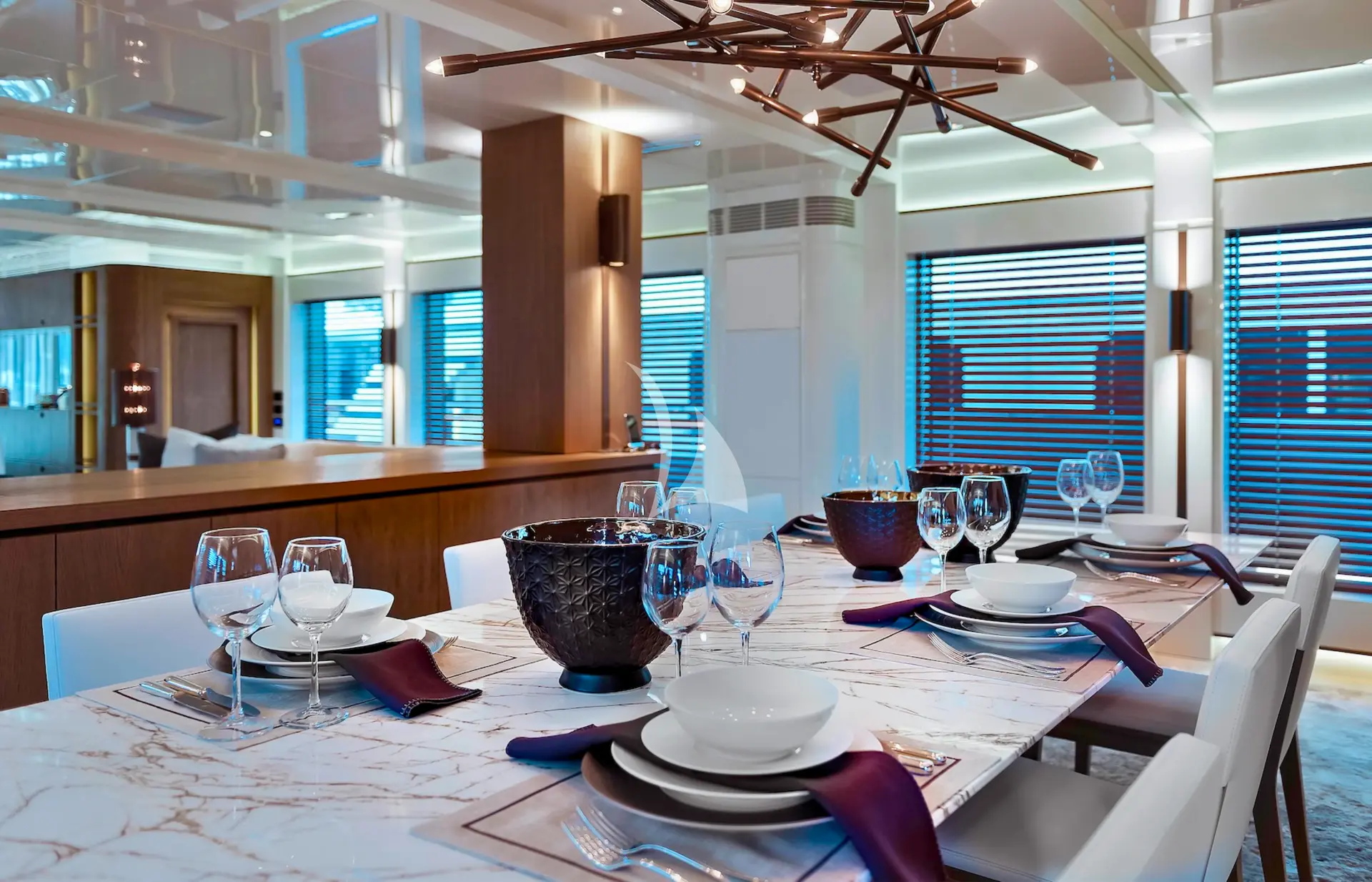 LIQUID SKY Charter Yacht