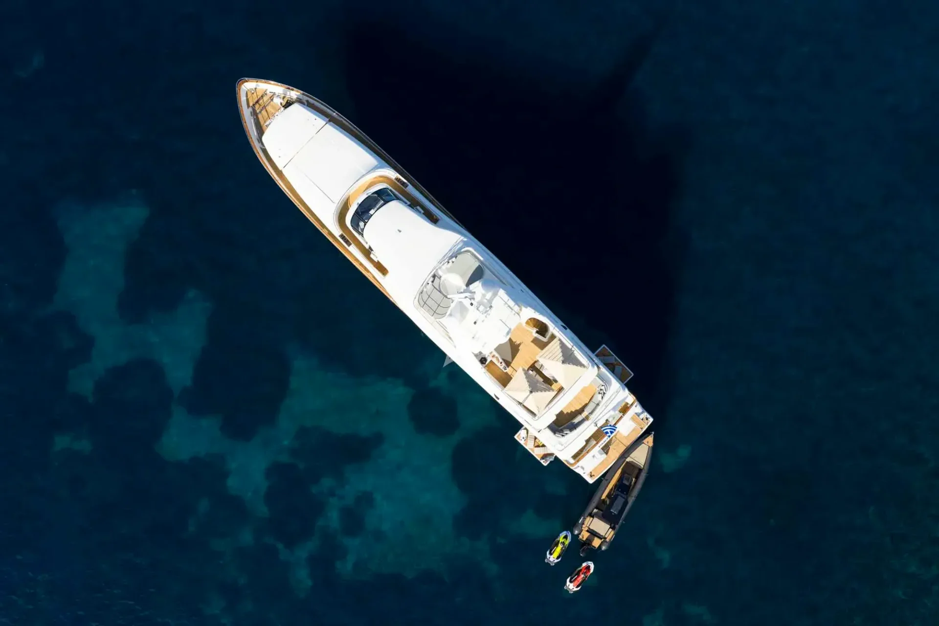 PARADISE Charter Yacht