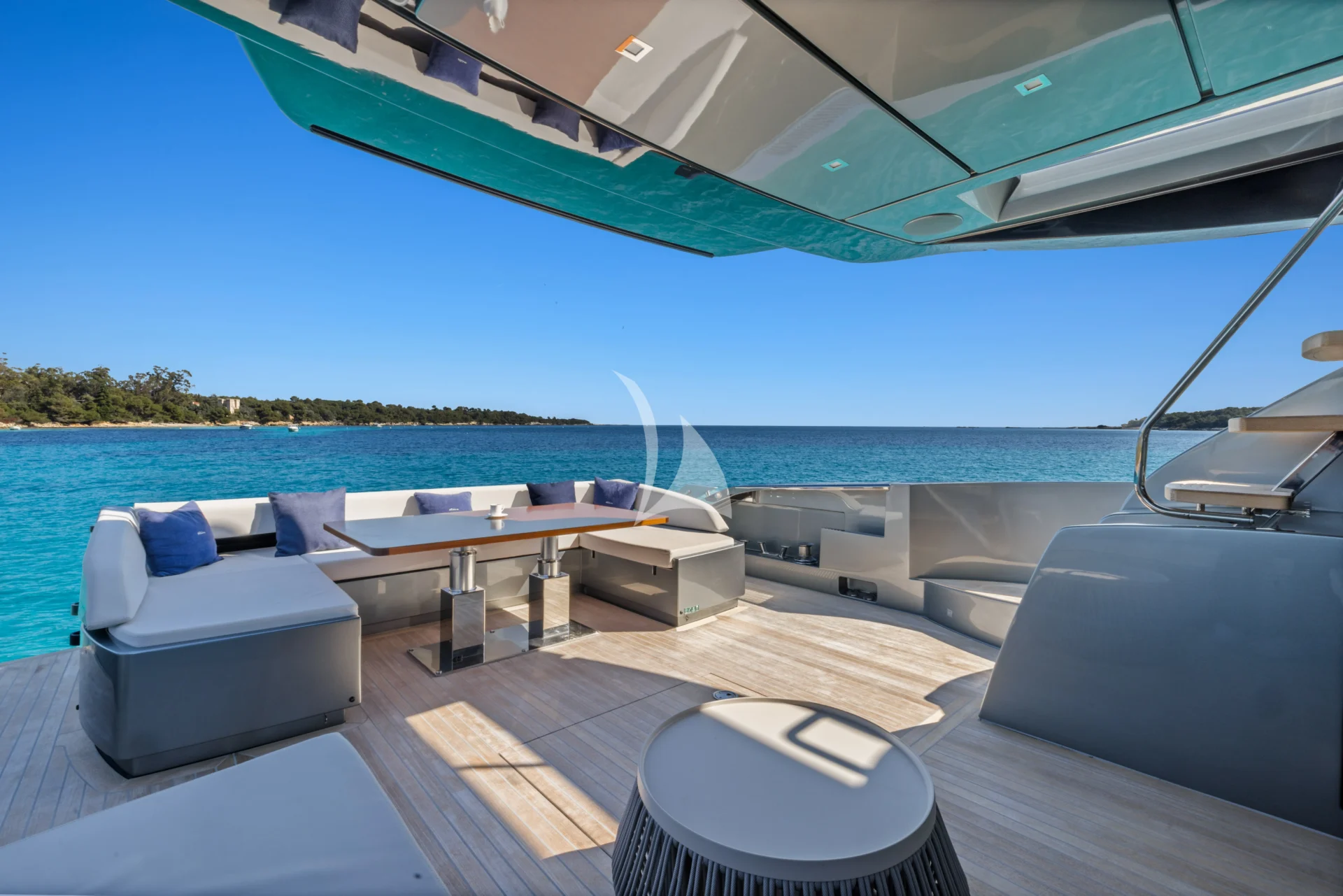 SAMIRA Charter Yacht