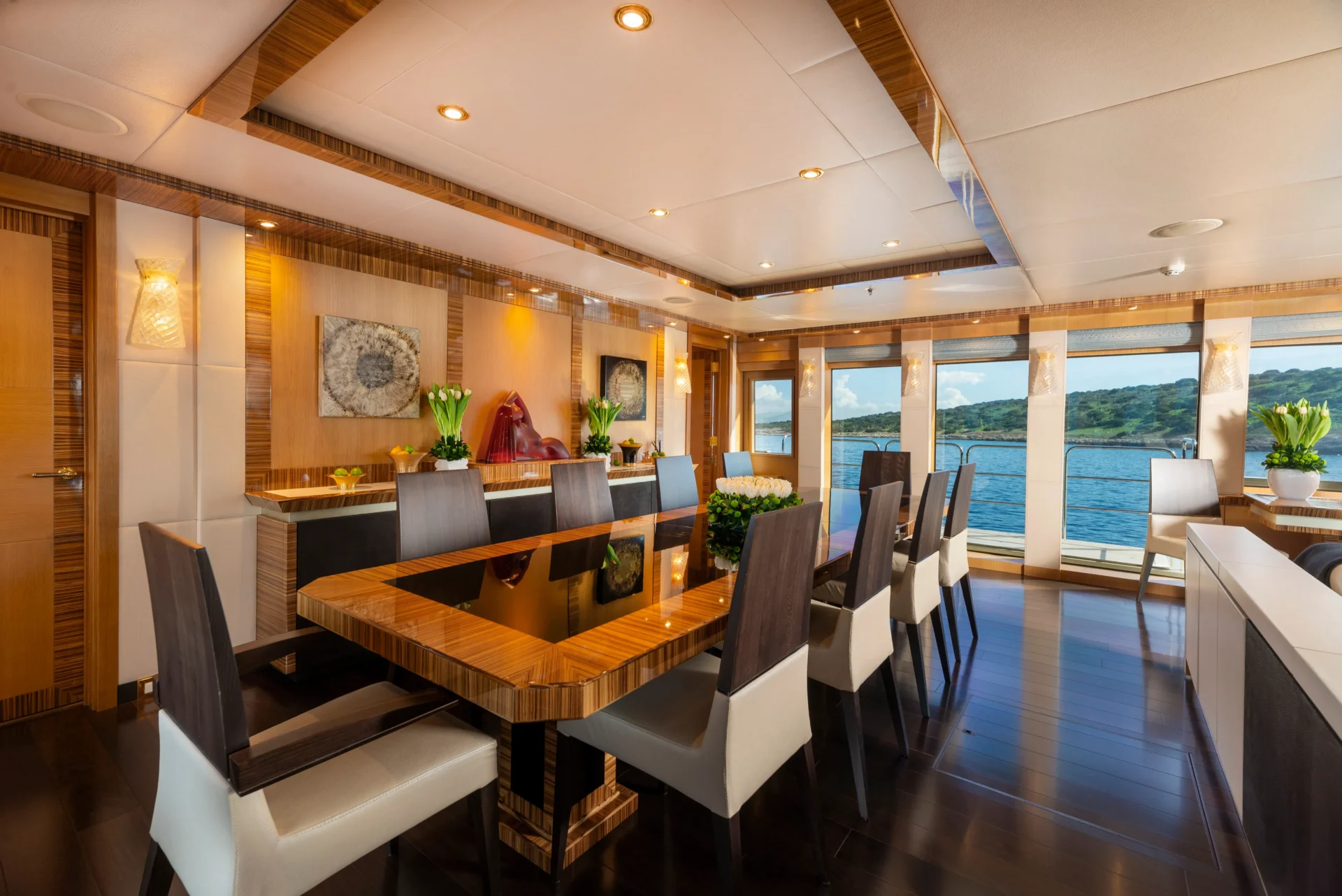 HOKULANI Charter Yacht
