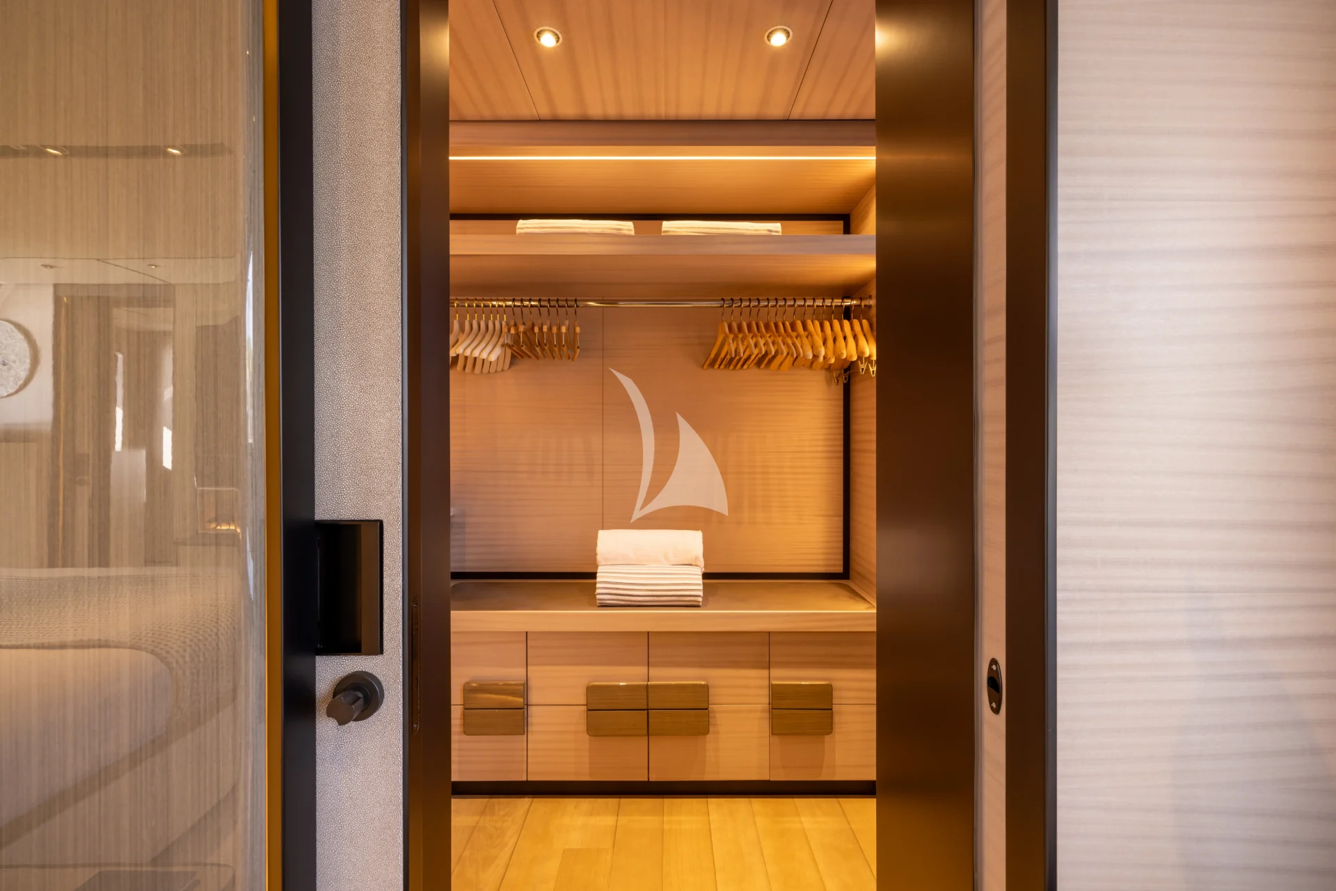 SUI GENERIS Charter Yacht