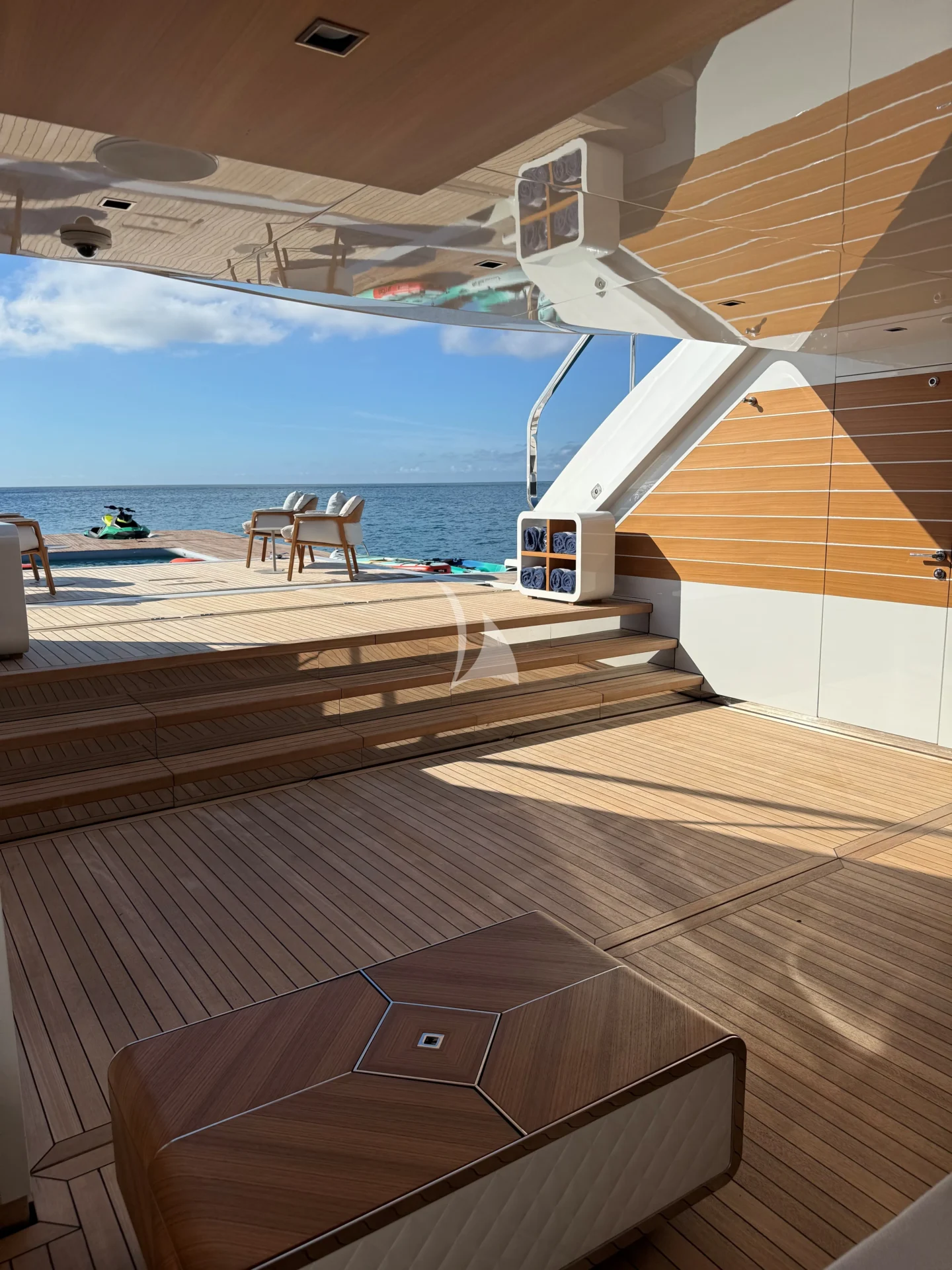 VELOCITY Charter Yacht