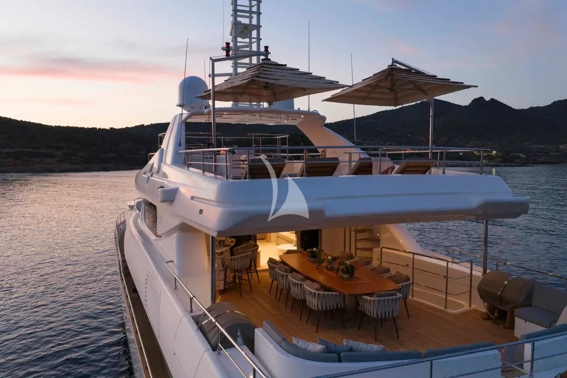 PARADISE Charter Yacht