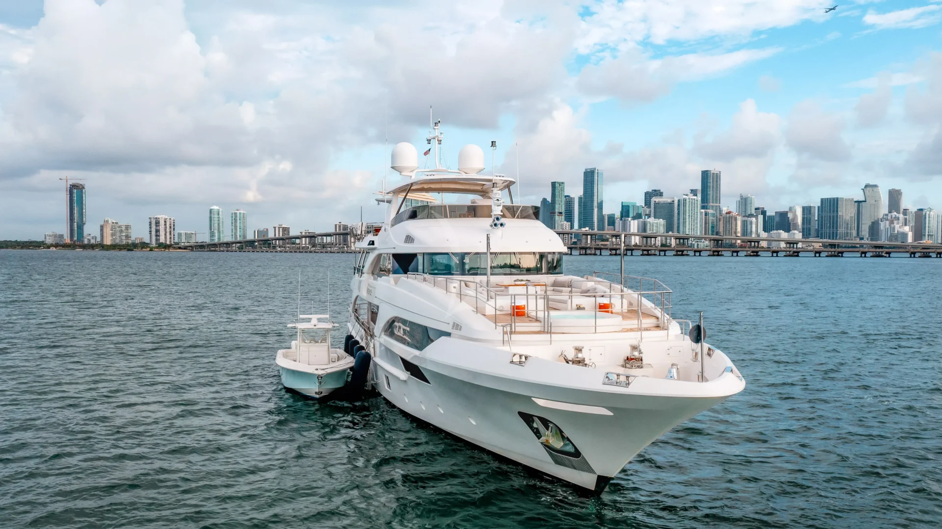 PATIENCE Charter Yacht