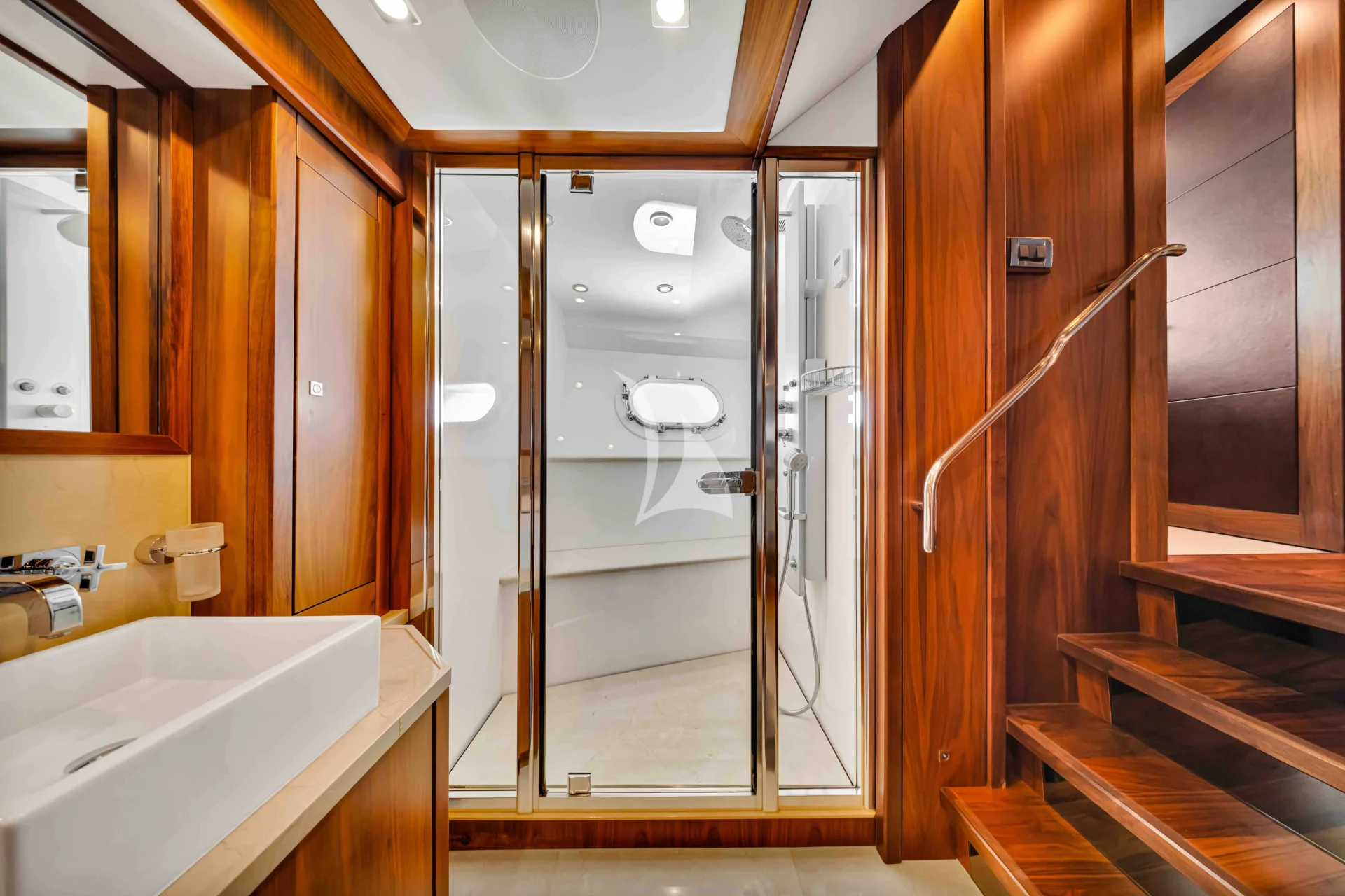 NATURAL 9 Charter Yacht