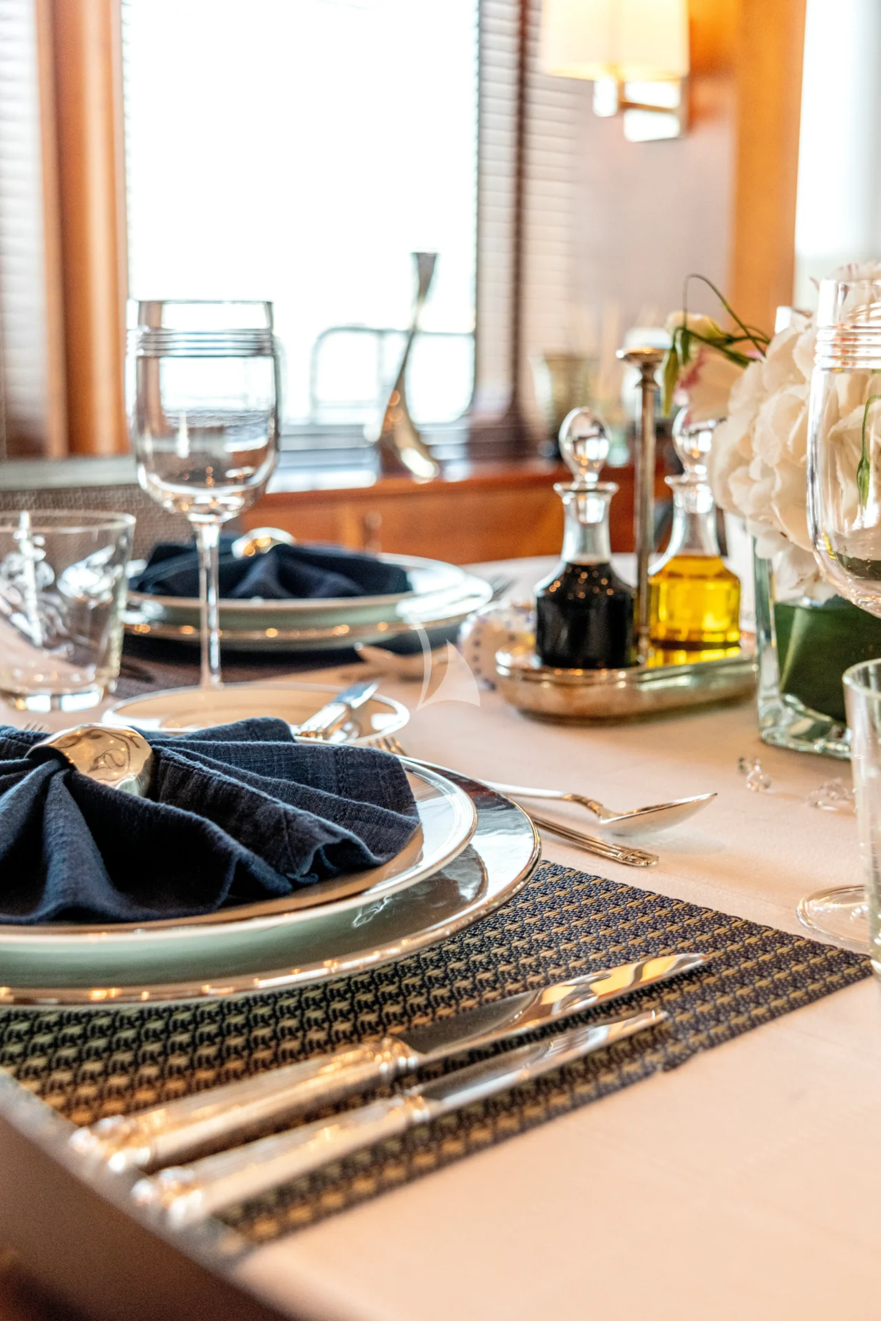 SEA BLUEZ Charter Yacht