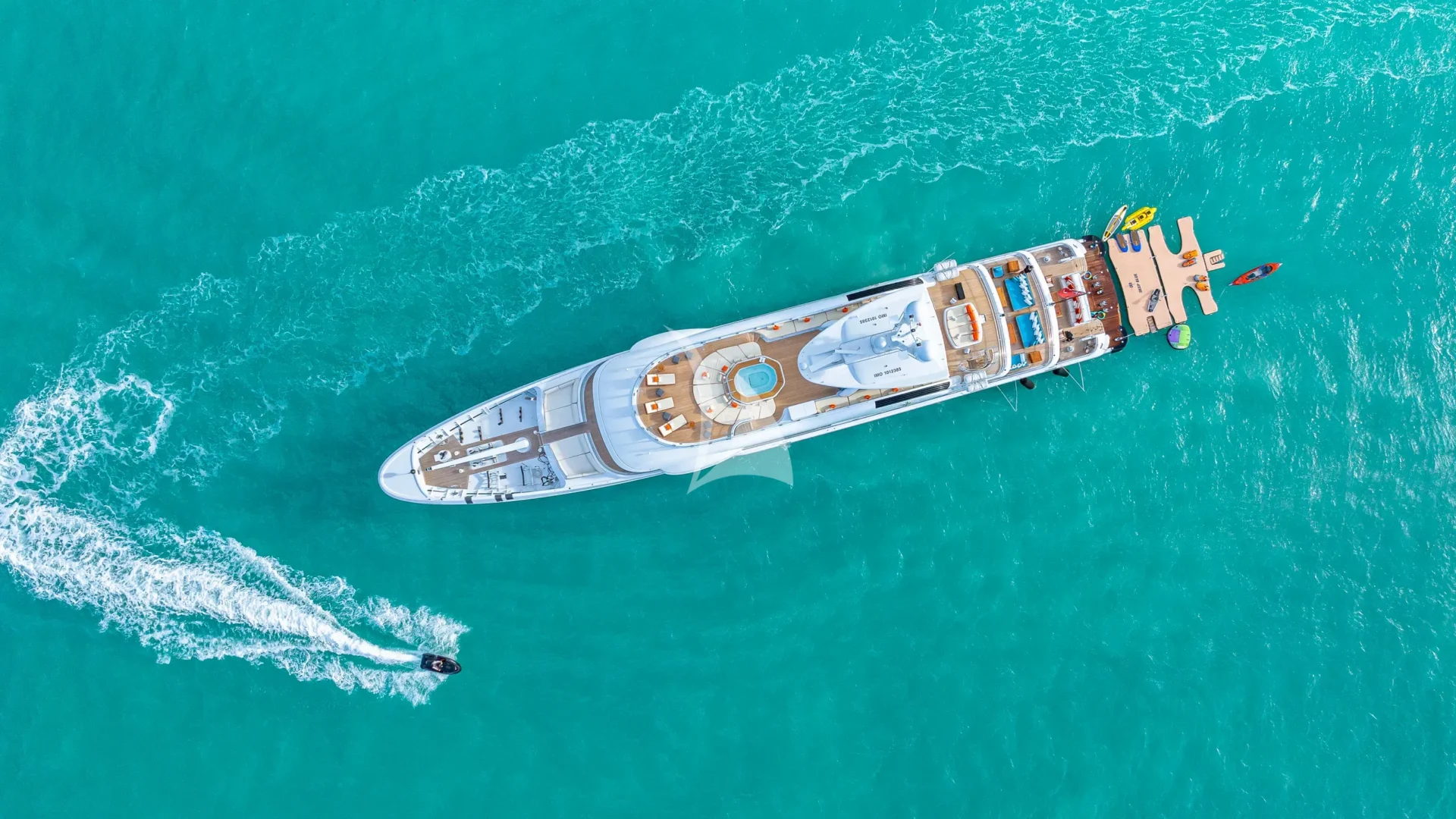 DEEP BLUE Charter Yacht