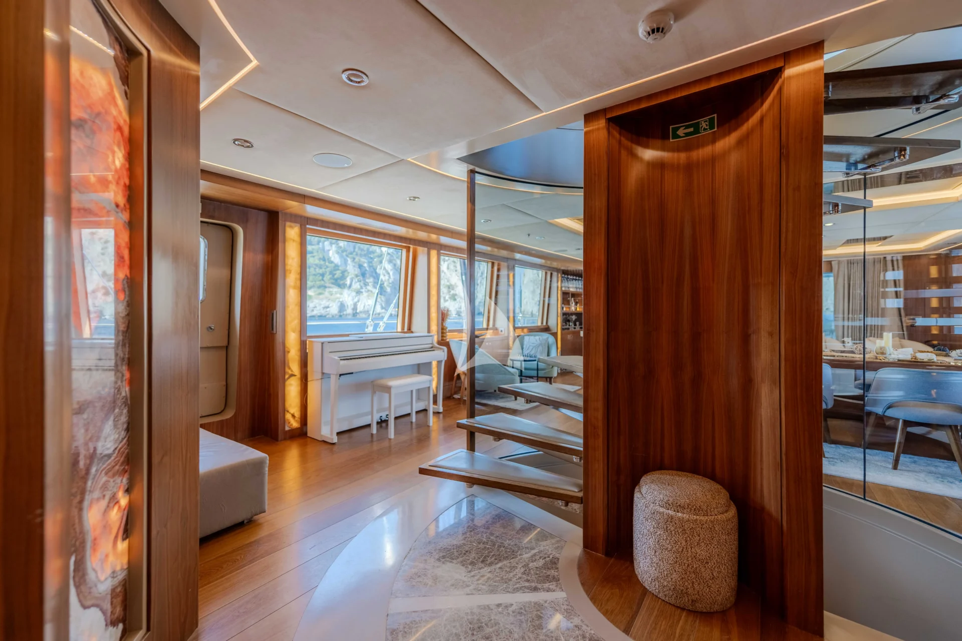 ARESTEAS Charter Yacht
