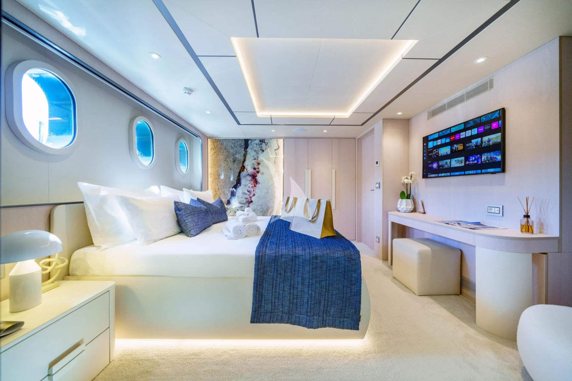 MAIA Charter Yacht