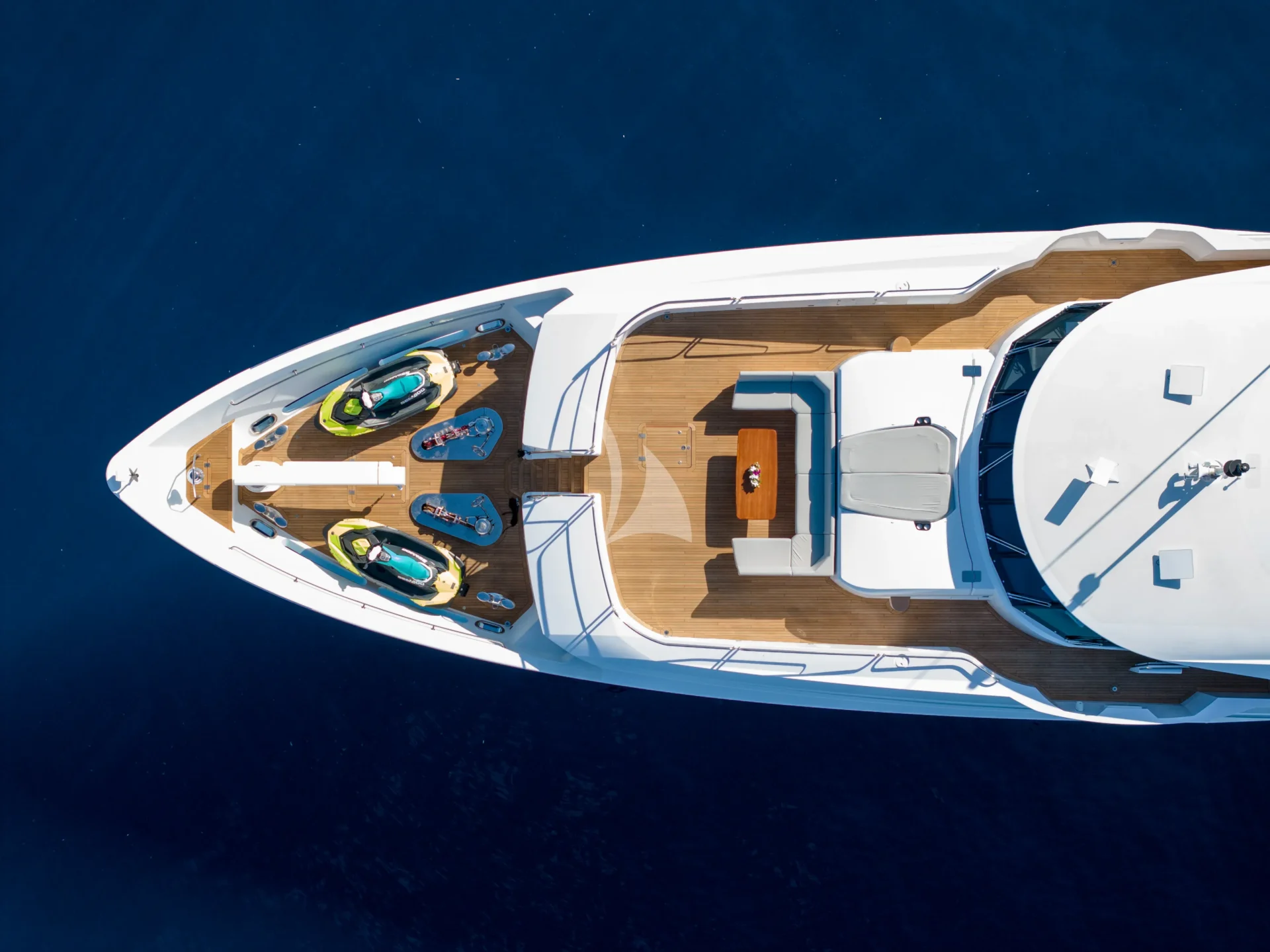 ARADOS Charter Yacht