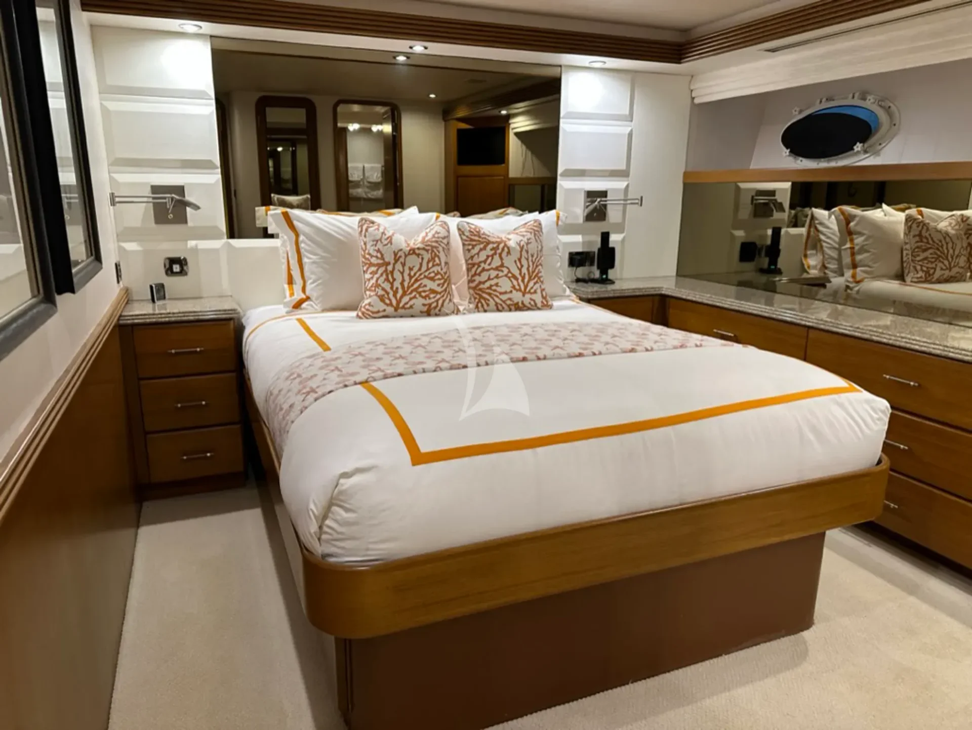 ISLAND GIRL Charter Yacht