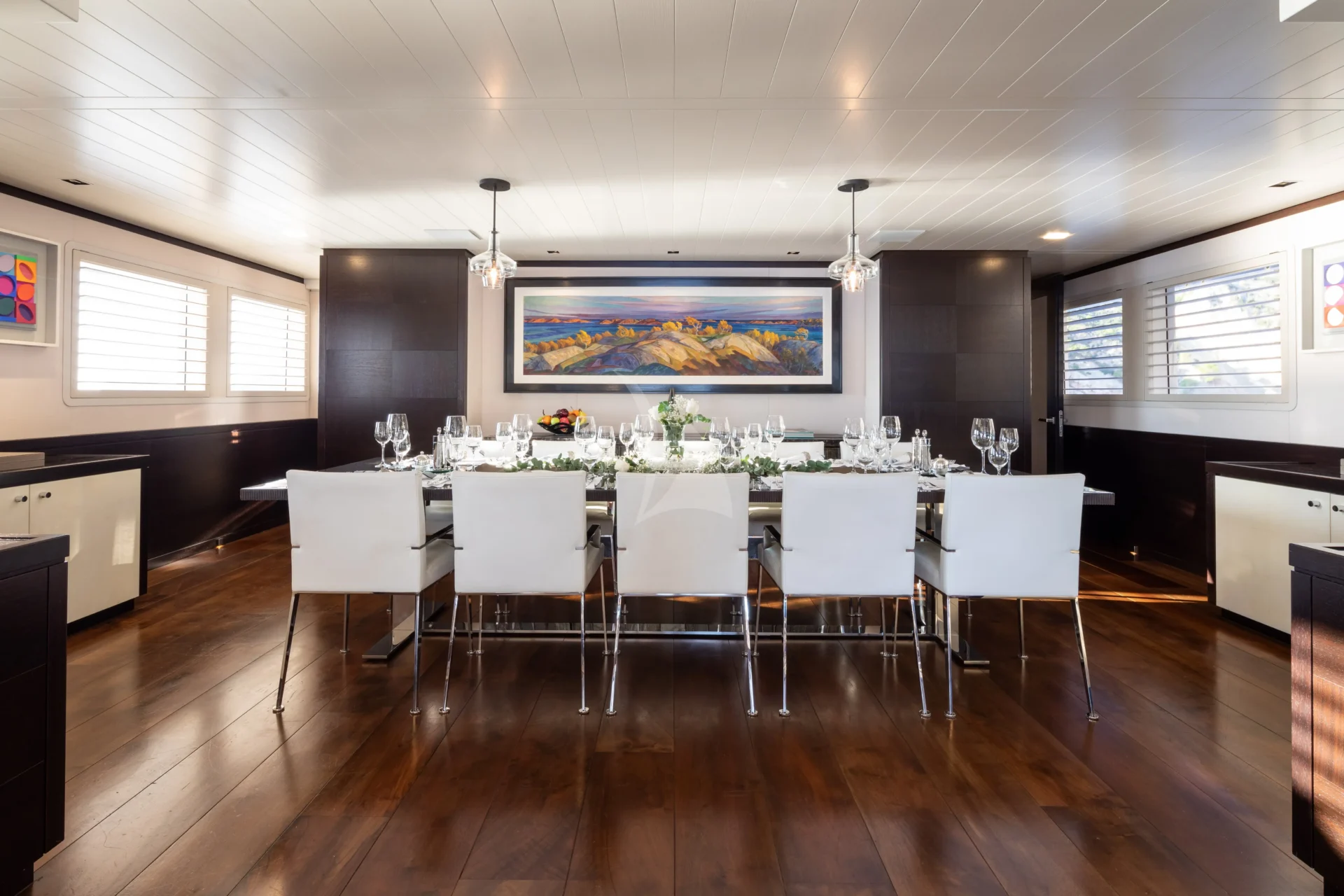 MIRAGE Charter Yacht