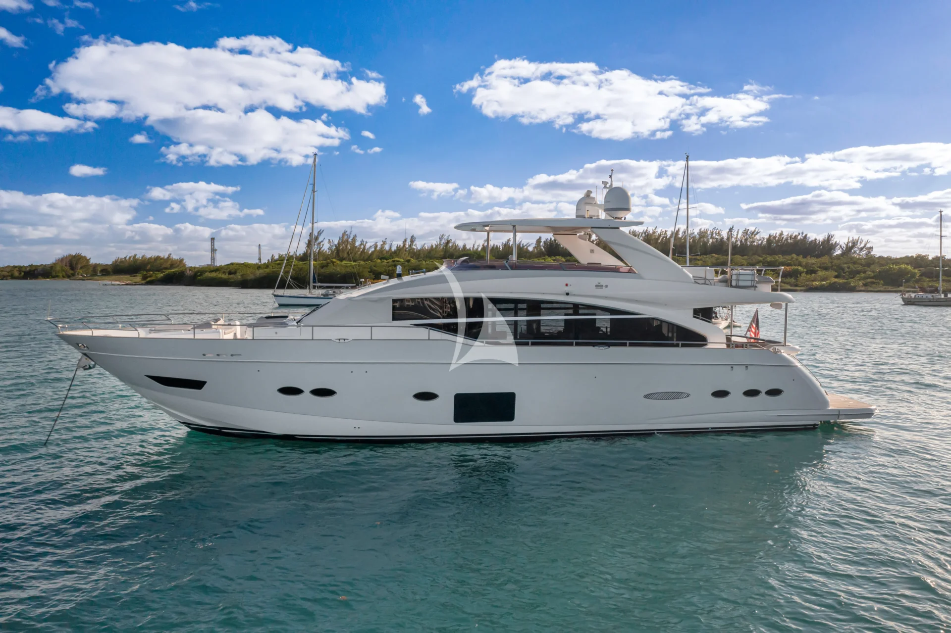 FREEDOM Charter Yacht